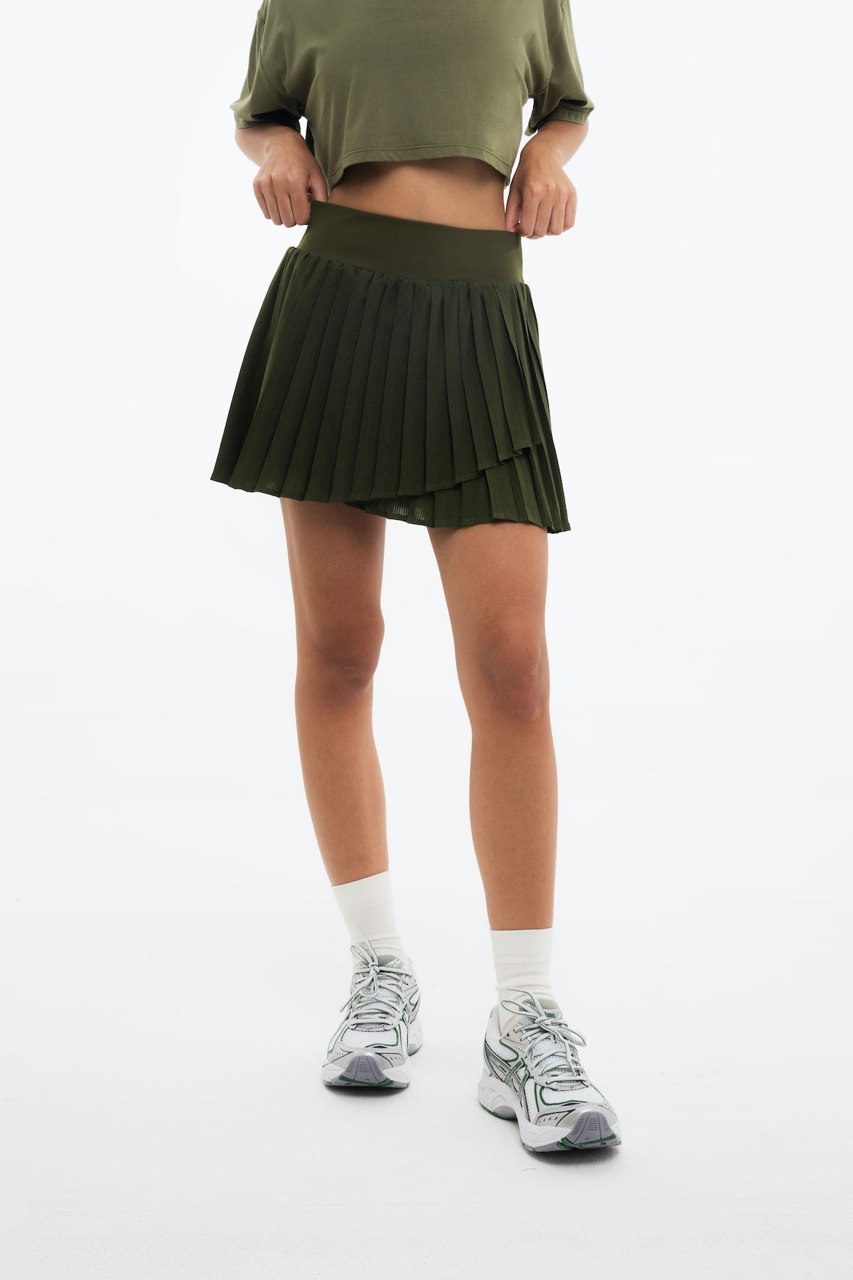Flow Tennis Skirt in Forest Green
