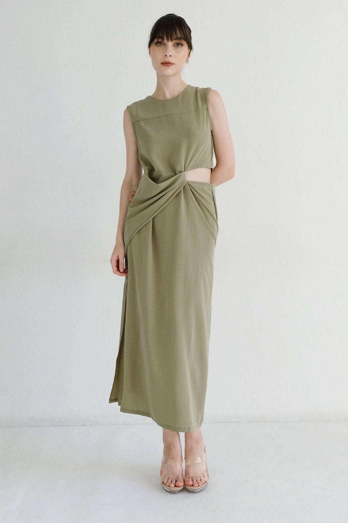 Ava Dress In Moss (Left 2S,1M)