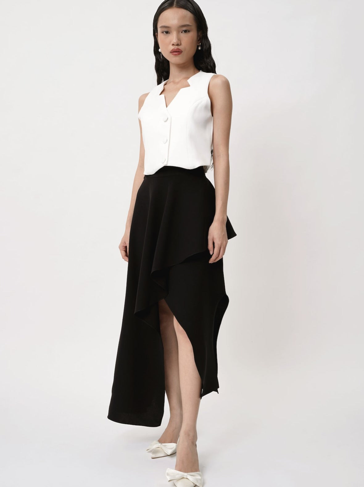 Estes Asymmetric Midi Skirt In Black