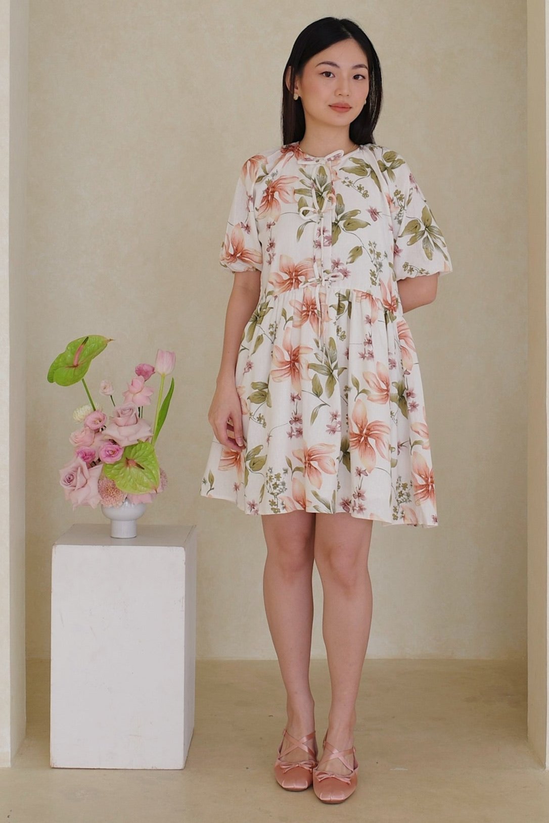 Eve Summer Dress In White - Green Flower Pattern