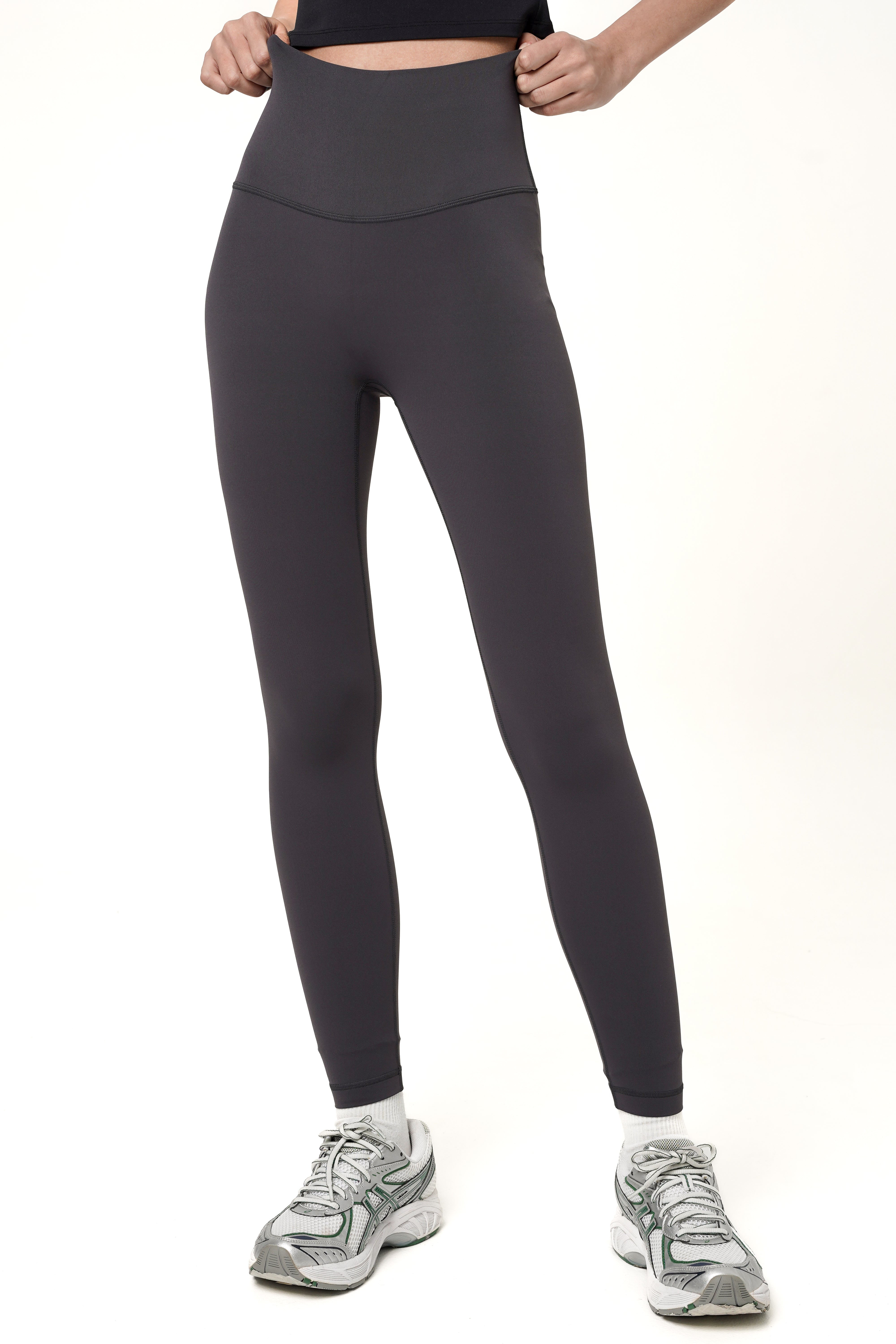 Awaken Leggings In Graphite Grey