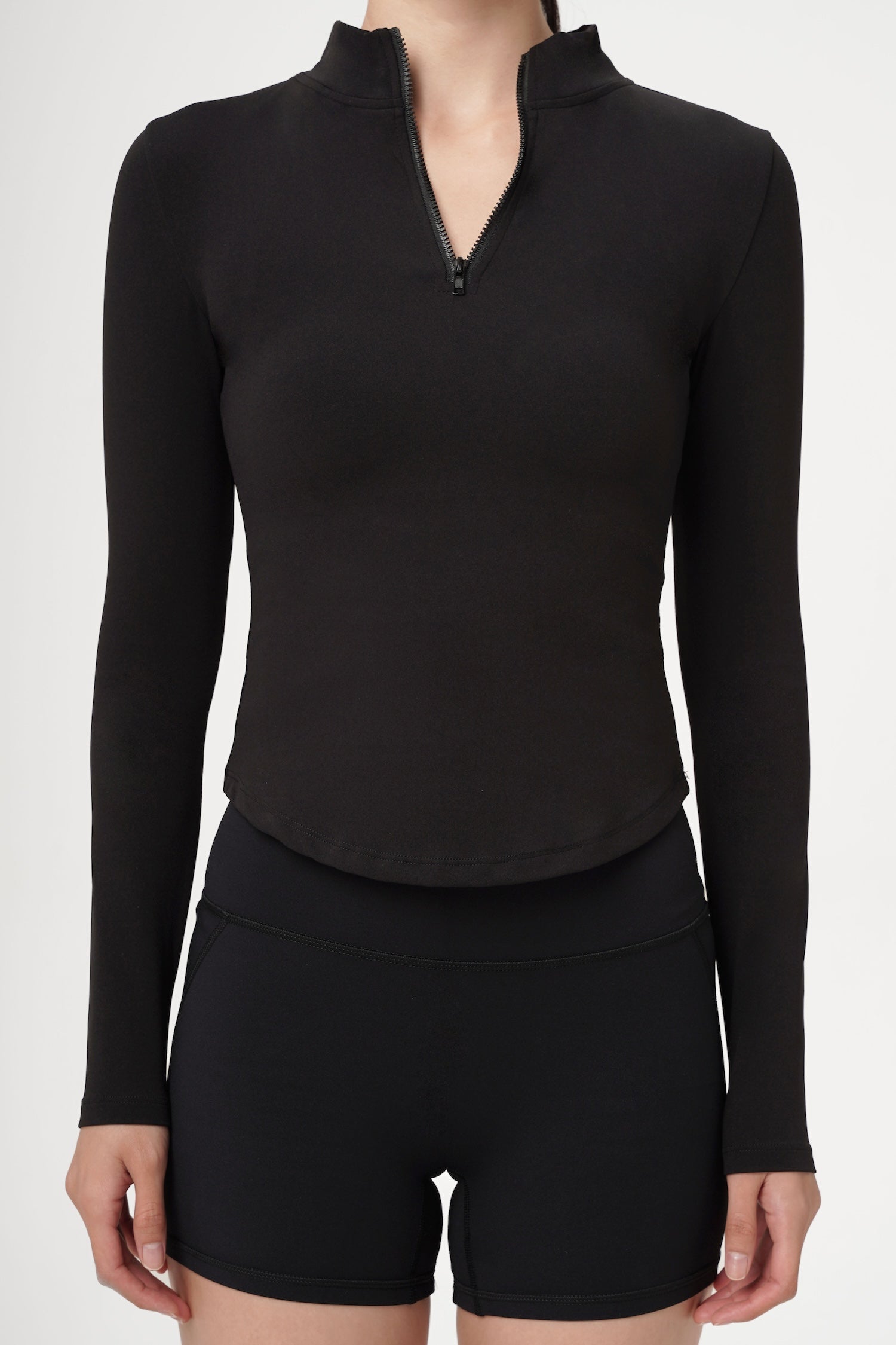 Stream Black Long-sleeved Top