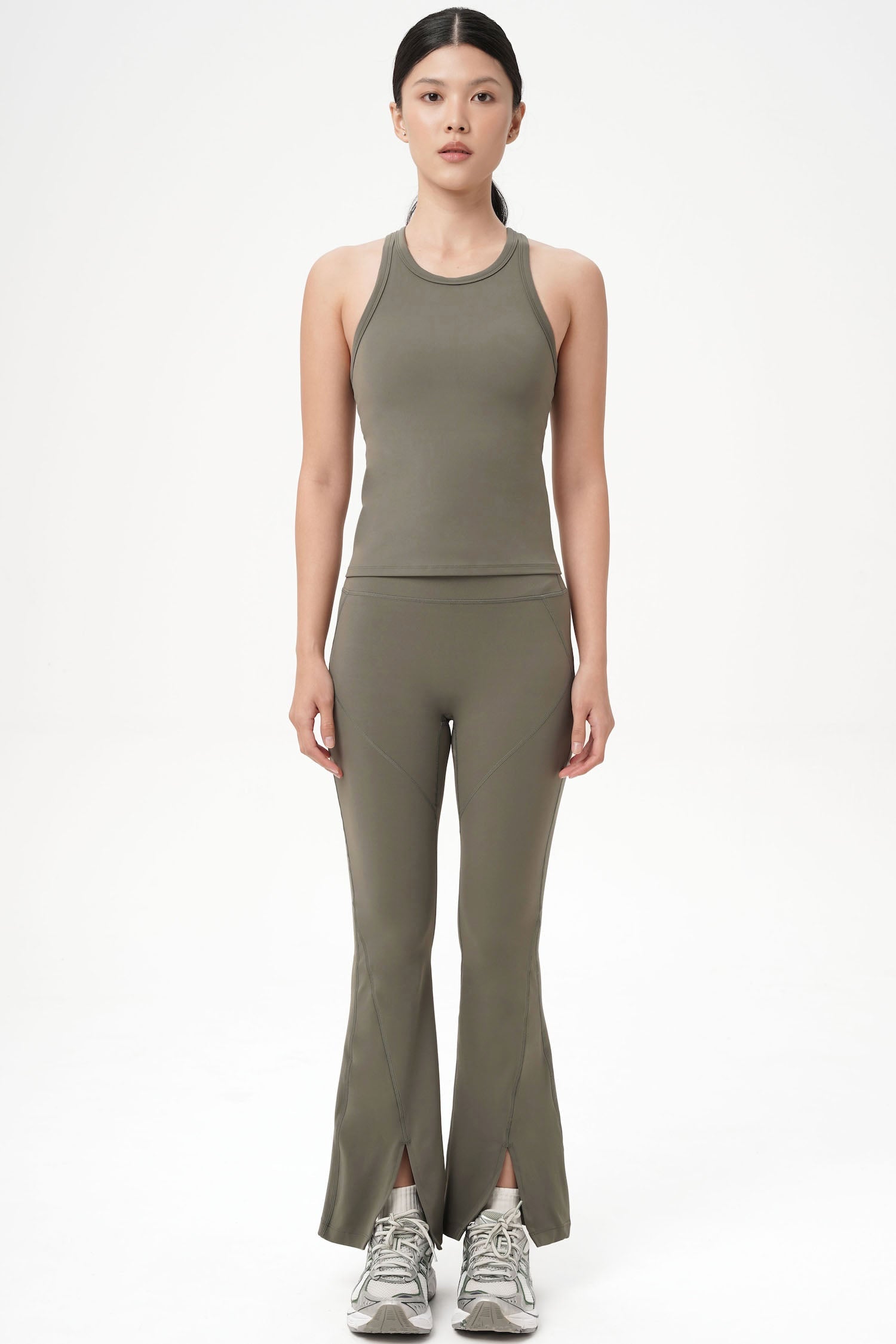 Lune Flare Pants in Moss