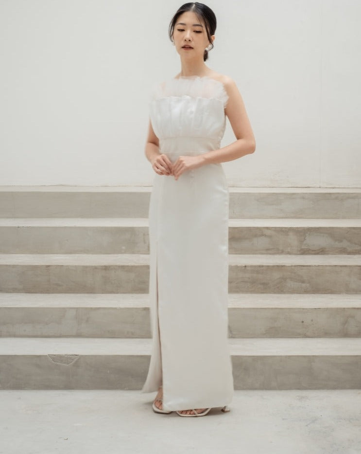 Anora Dress In White