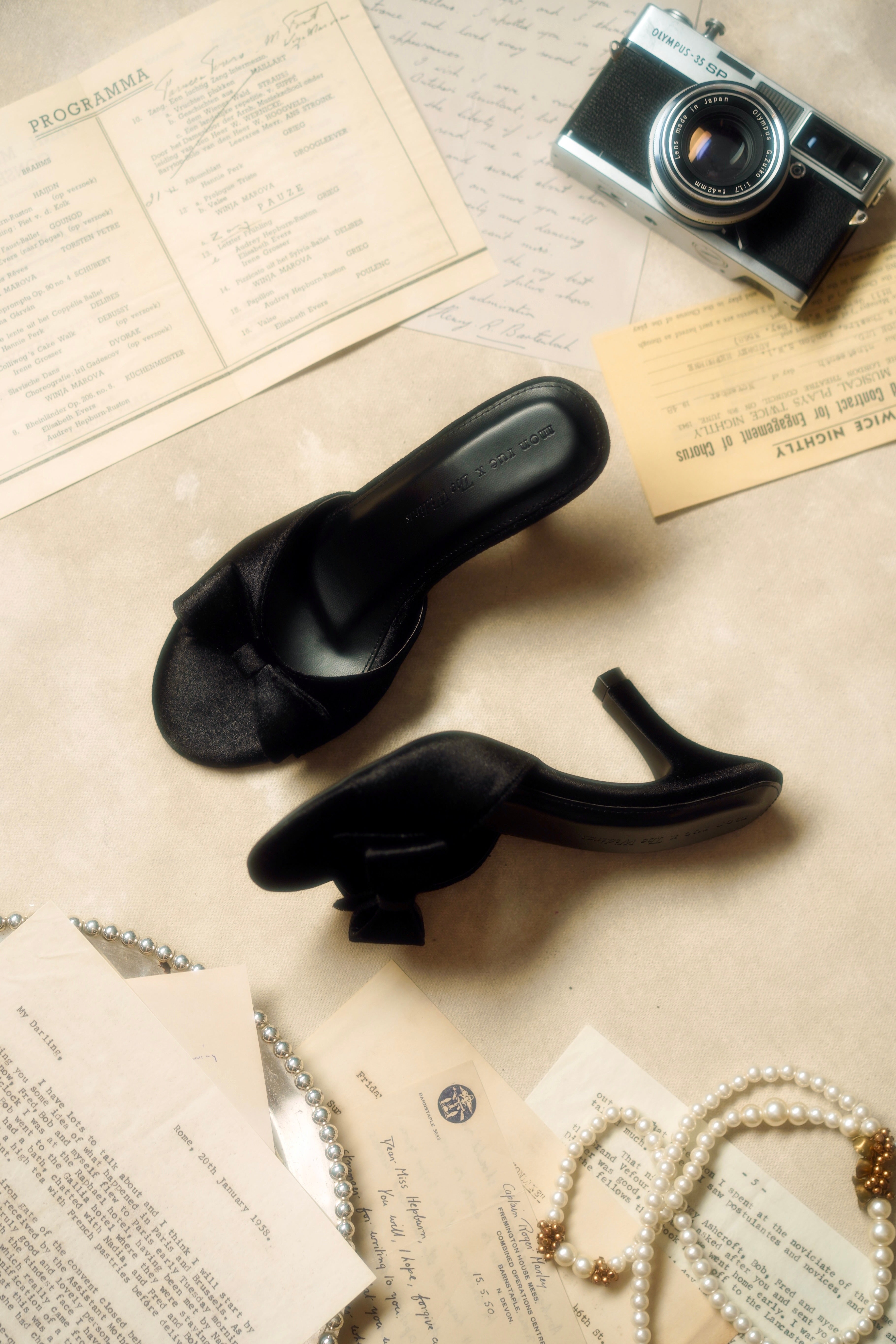 Margot Heels 7cm in Black