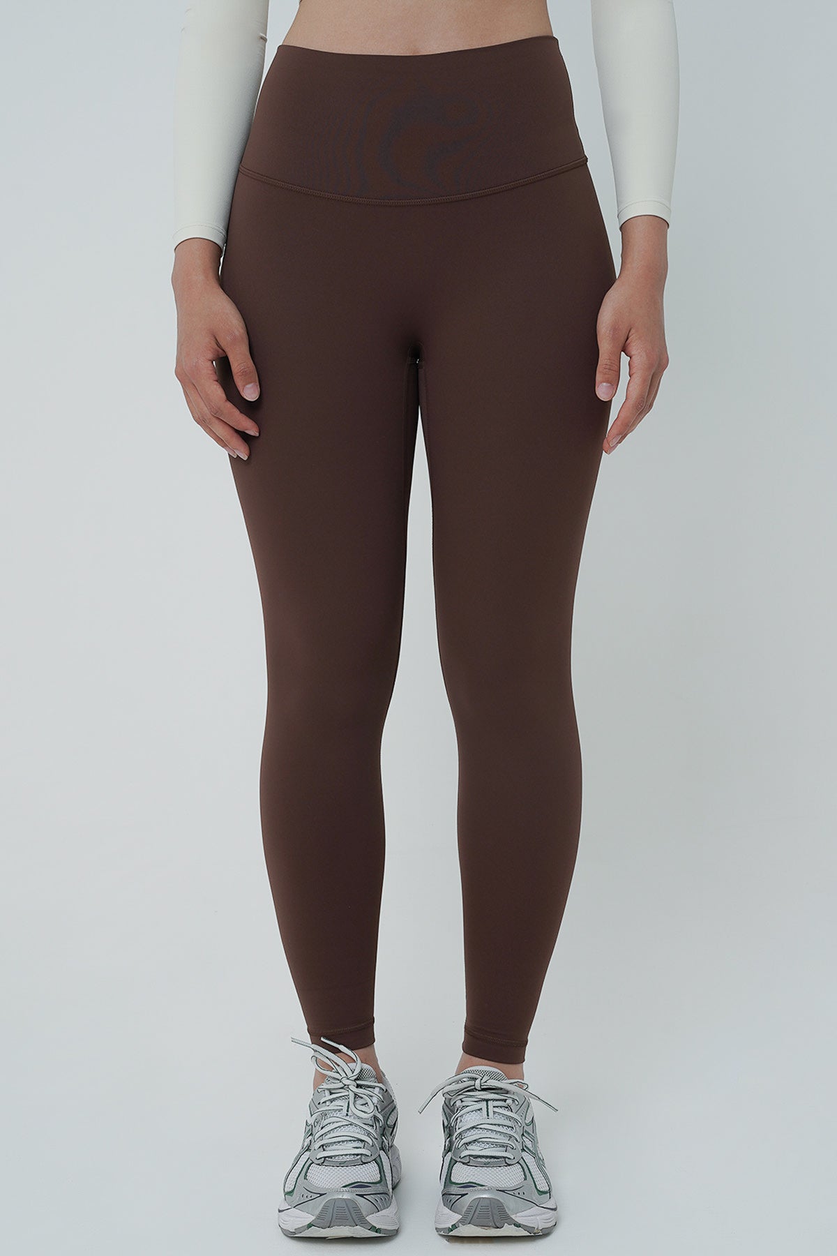 Awaken Leggings in Coffee