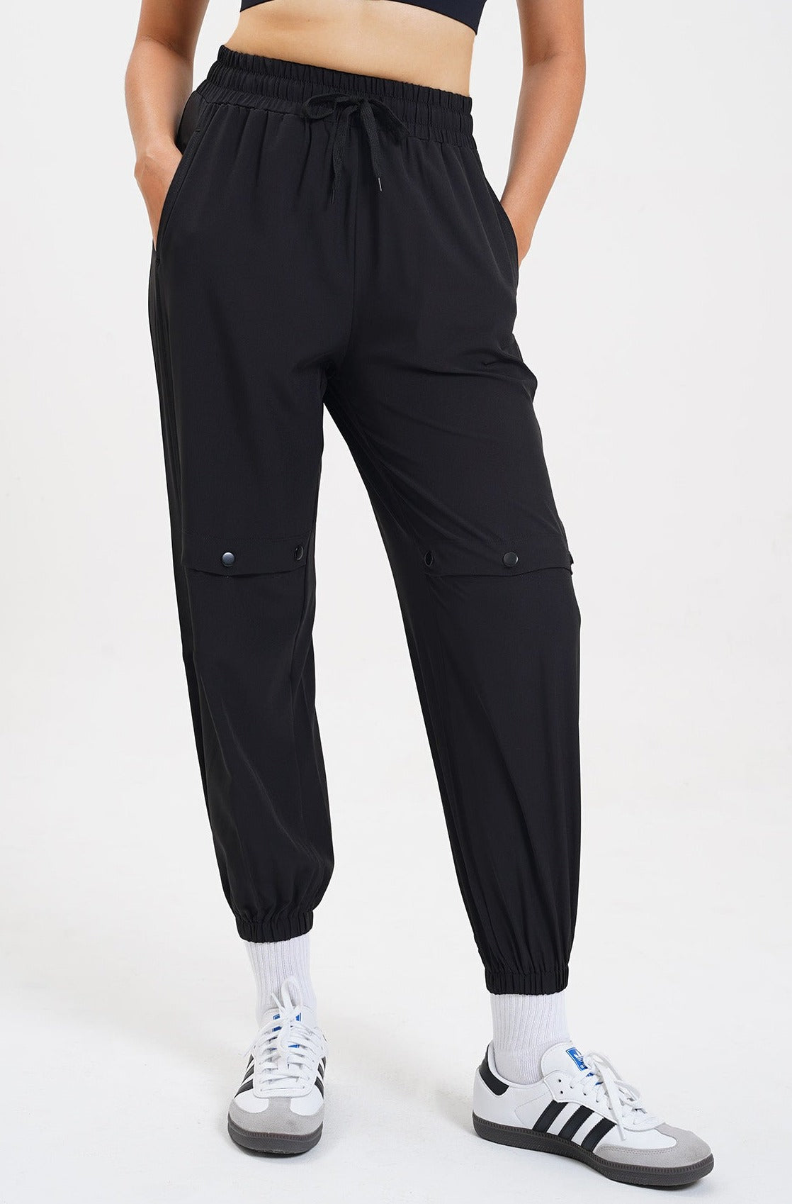 Joy Jogger in Black