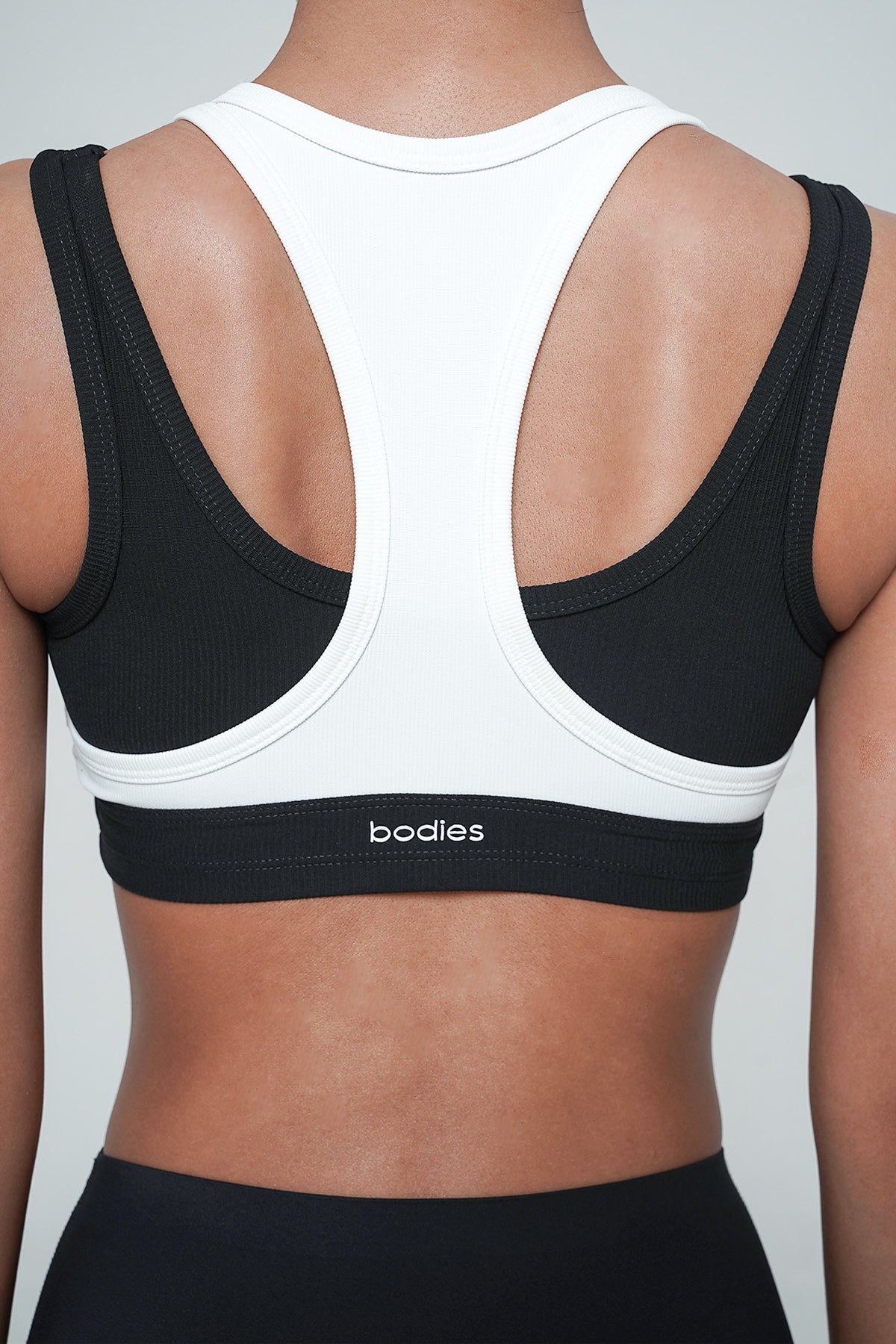 Lateral BW Contrast Bra