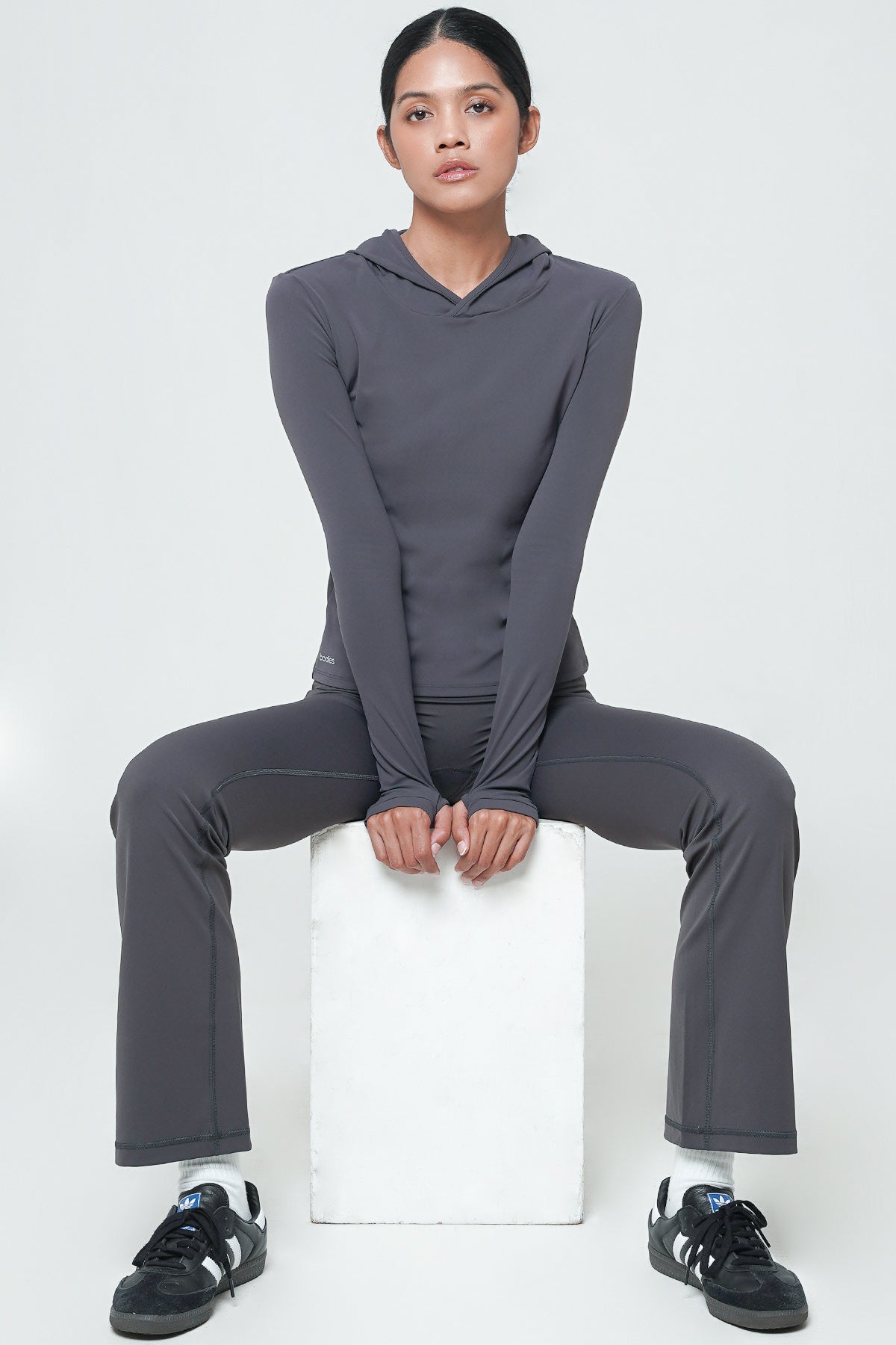 Fond Hoodie Sleeve Top in Graphite Grey