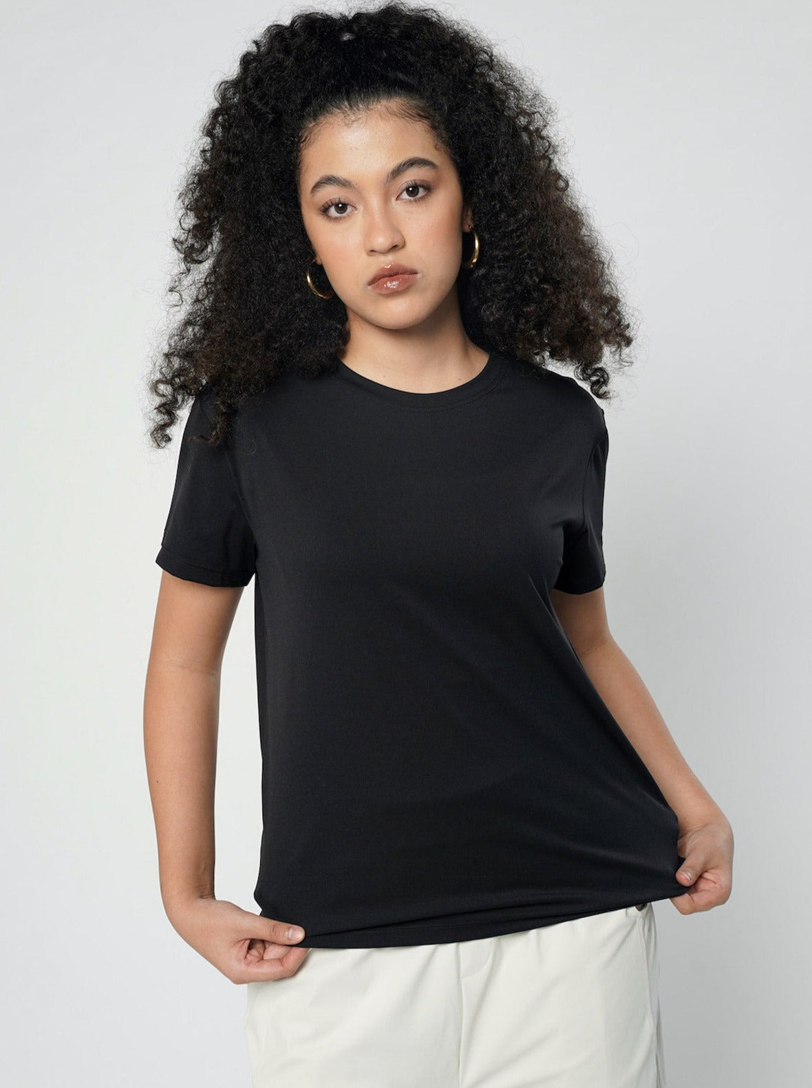 Minimalist T-shirt in Black