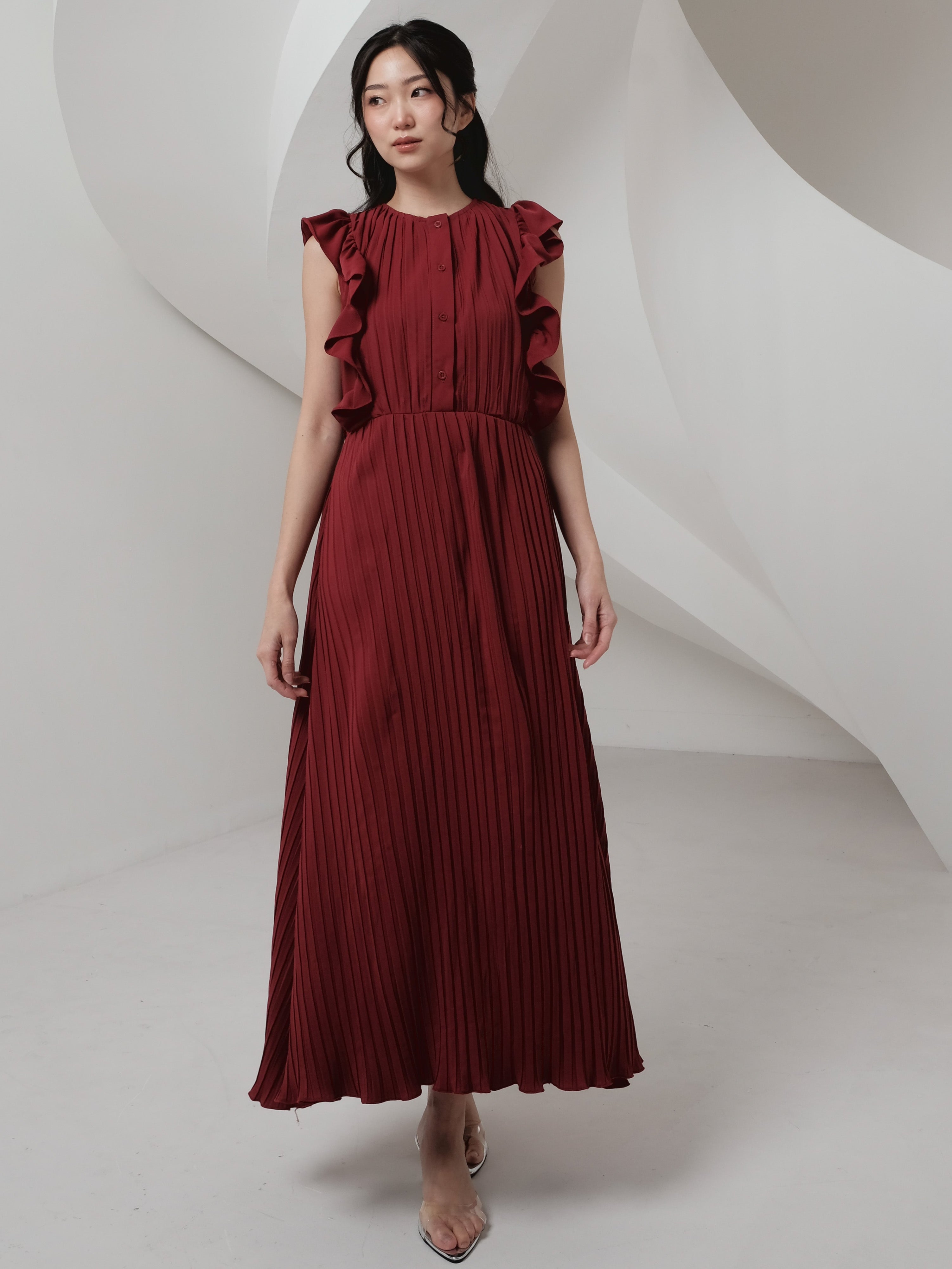 Sienna Pleats Dress In Maroon