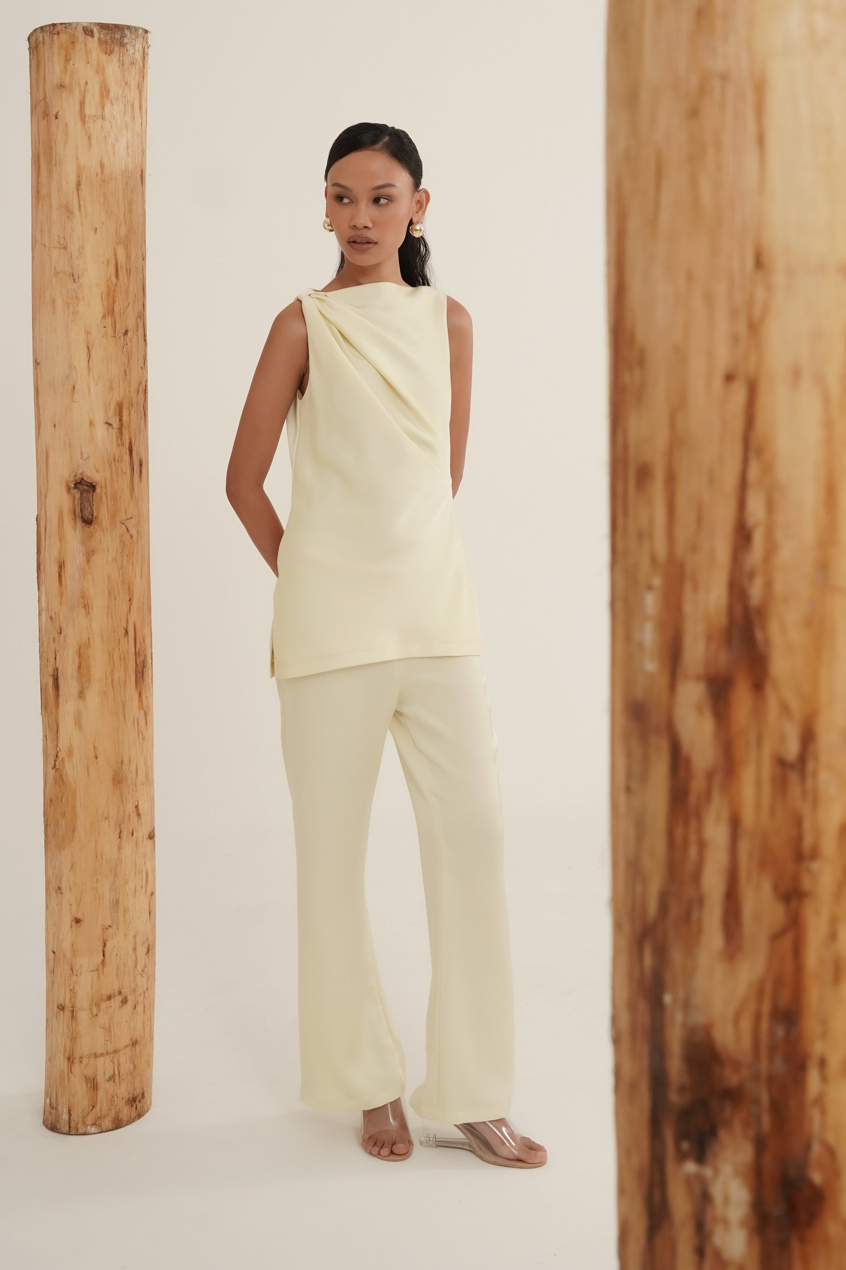 Serena Satin Pants In Butter