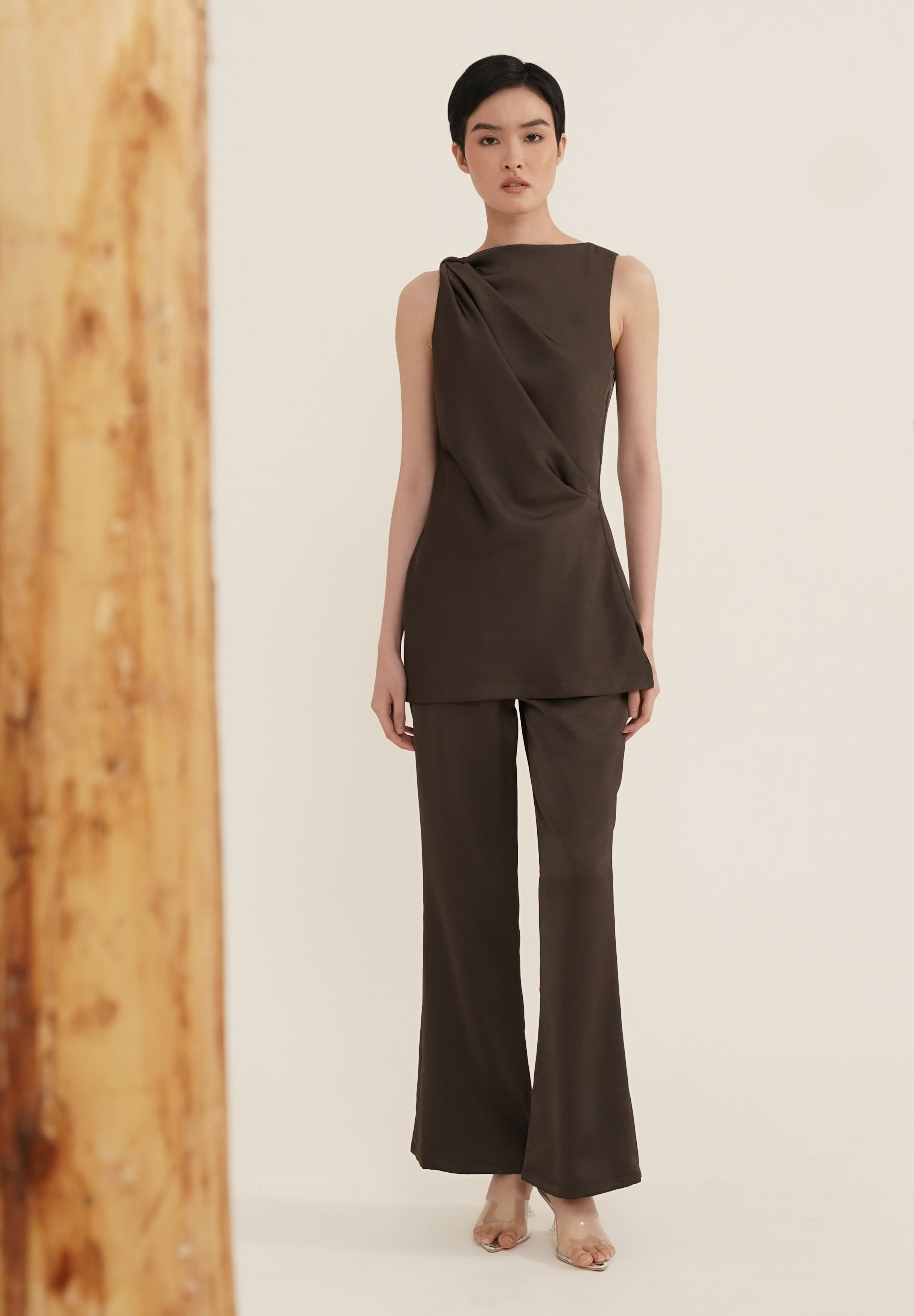 Serena Satin Pants In Cocoa