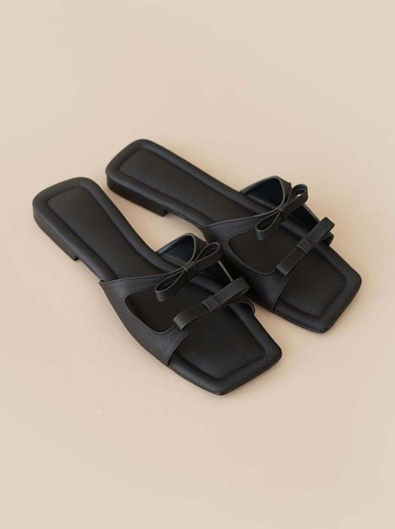 Tracy Sandals In Black (3 Left)