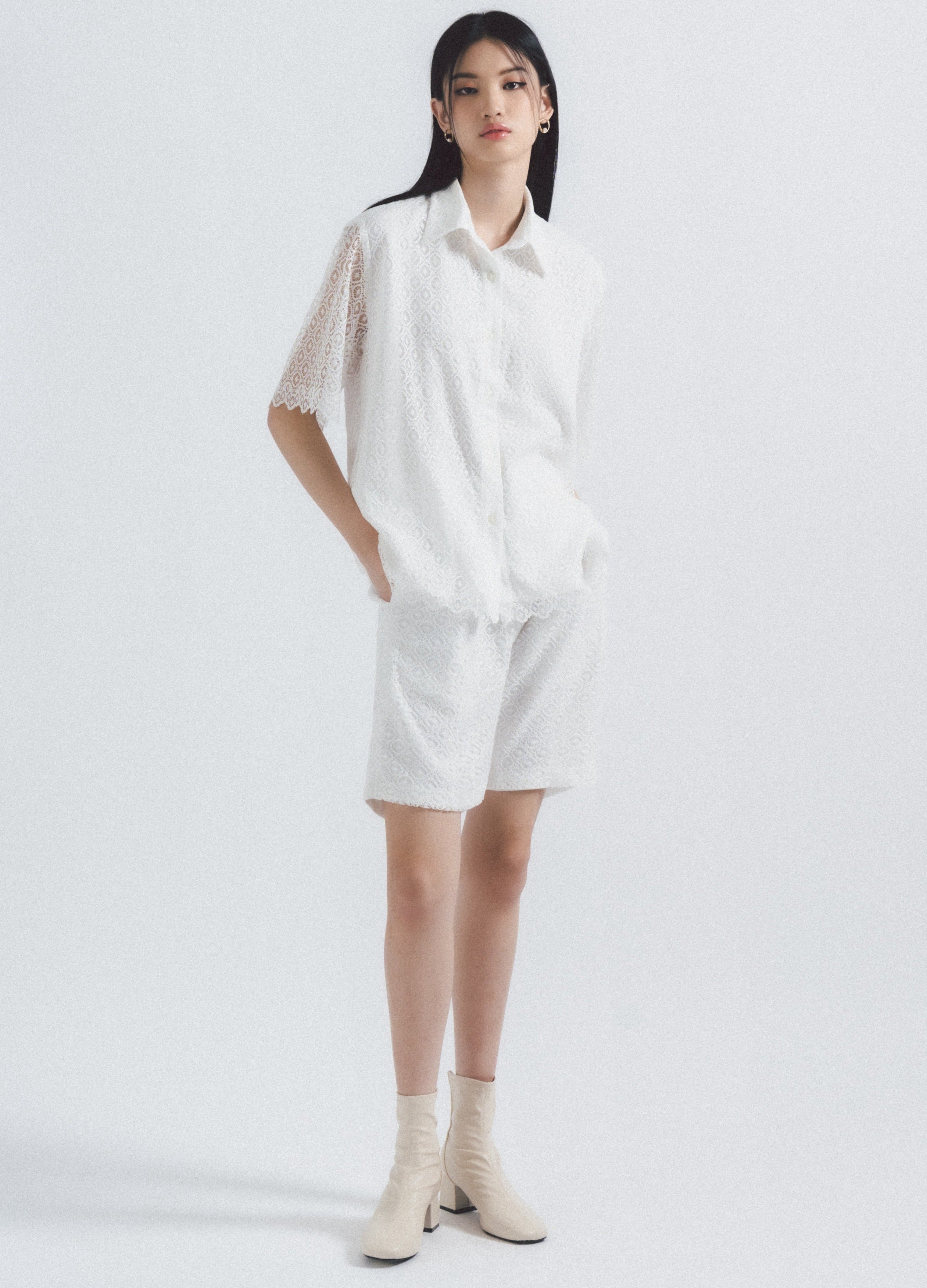 Mille Lace Shirt In White (4Left-Bestseller!)