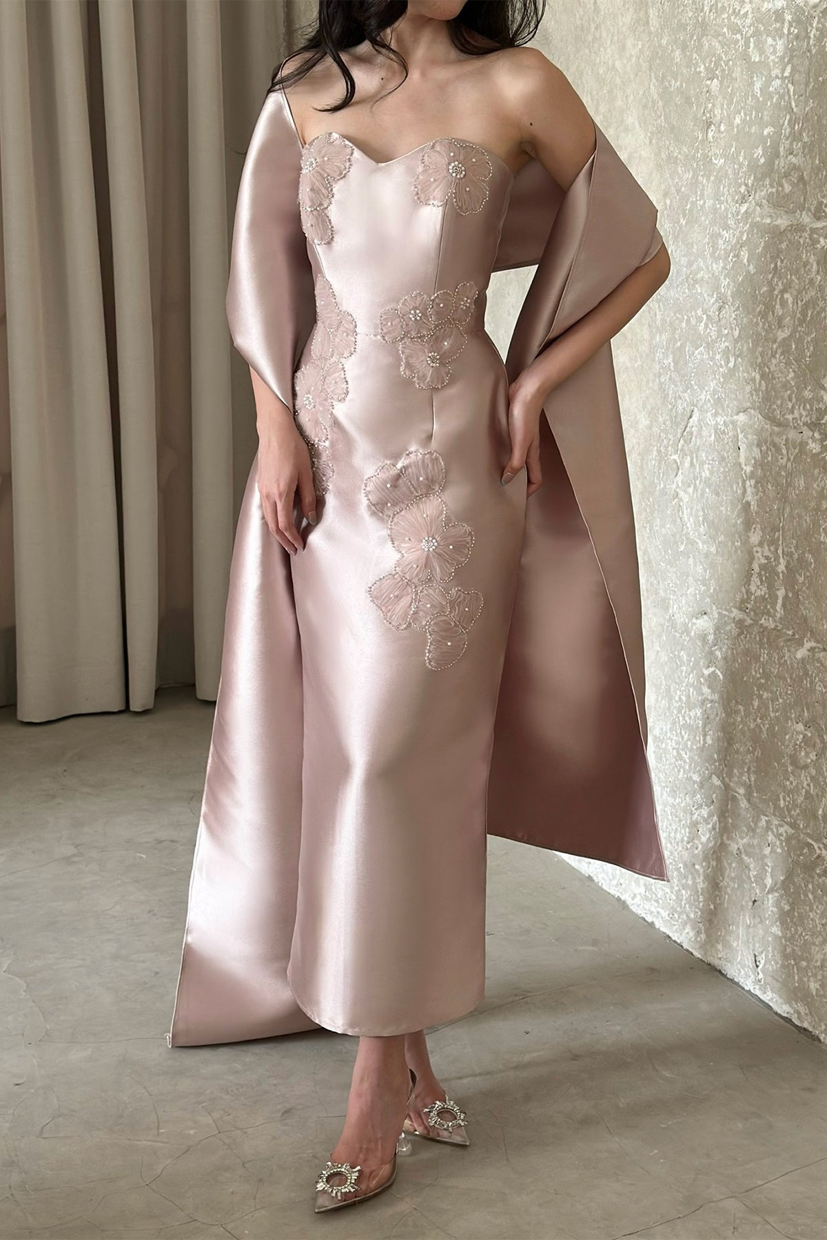 Yessy Dress With Scarf in Rose Gold