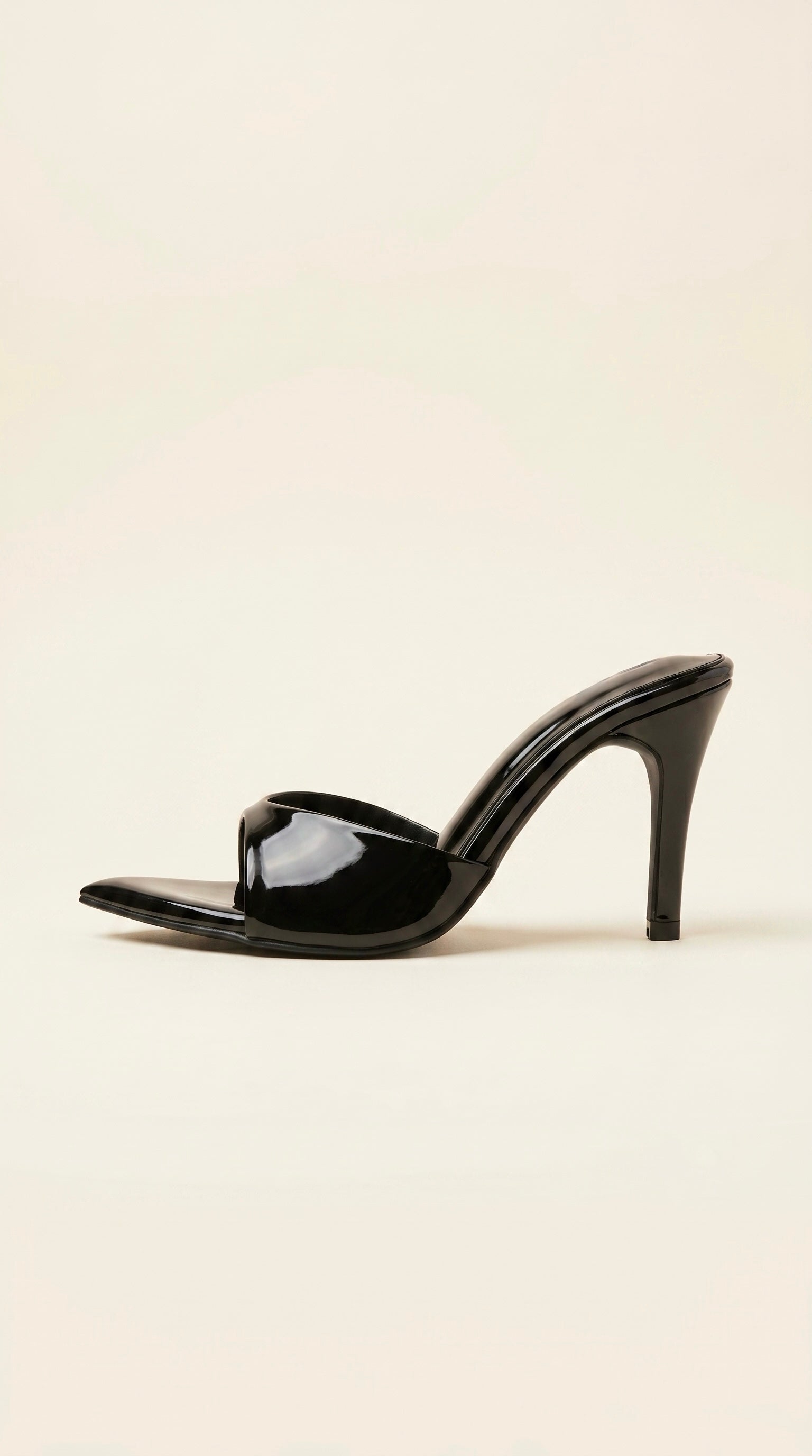 On Point Glossy Heels in Black 9cm