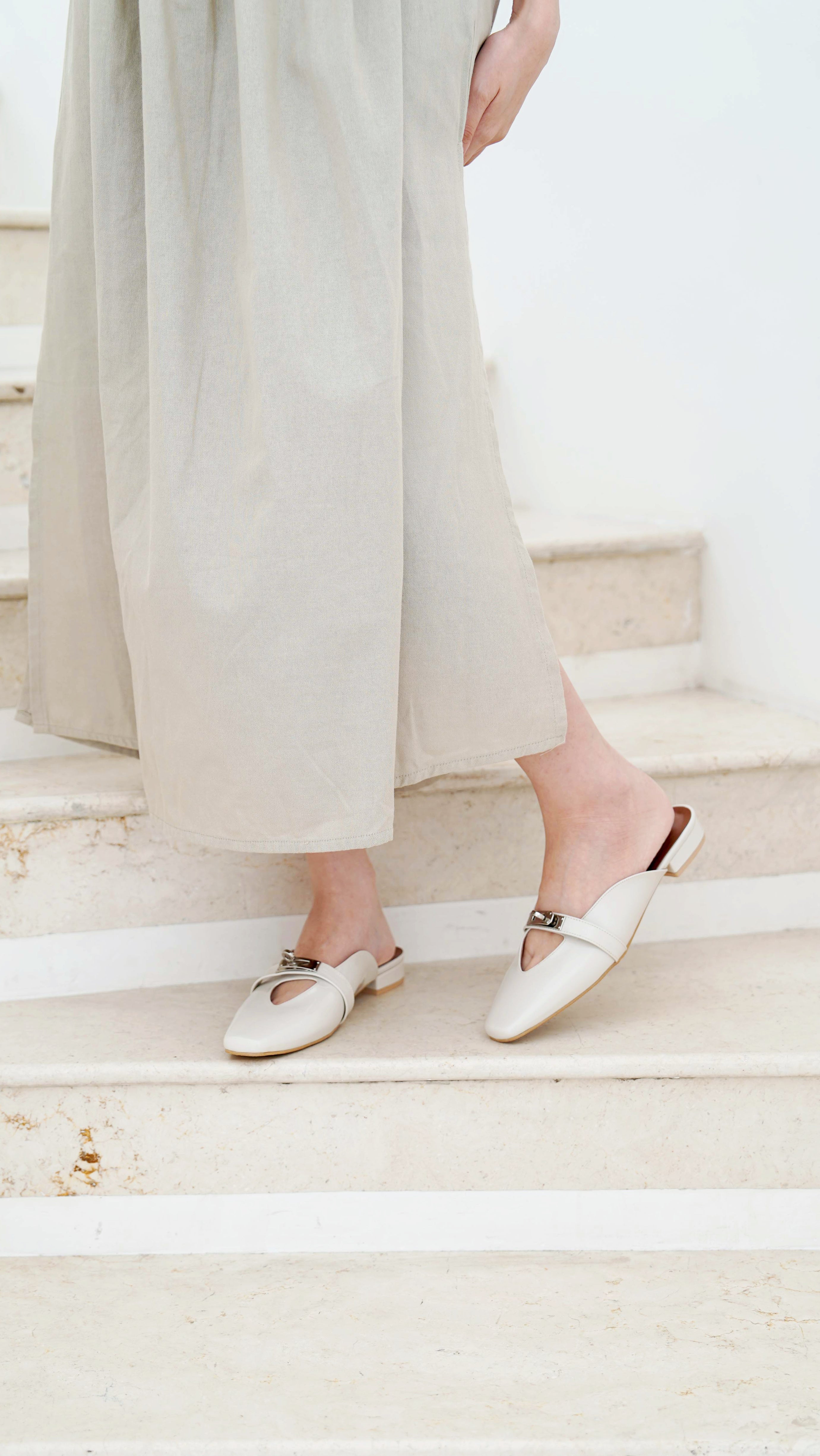 Rory Mules In Ivory