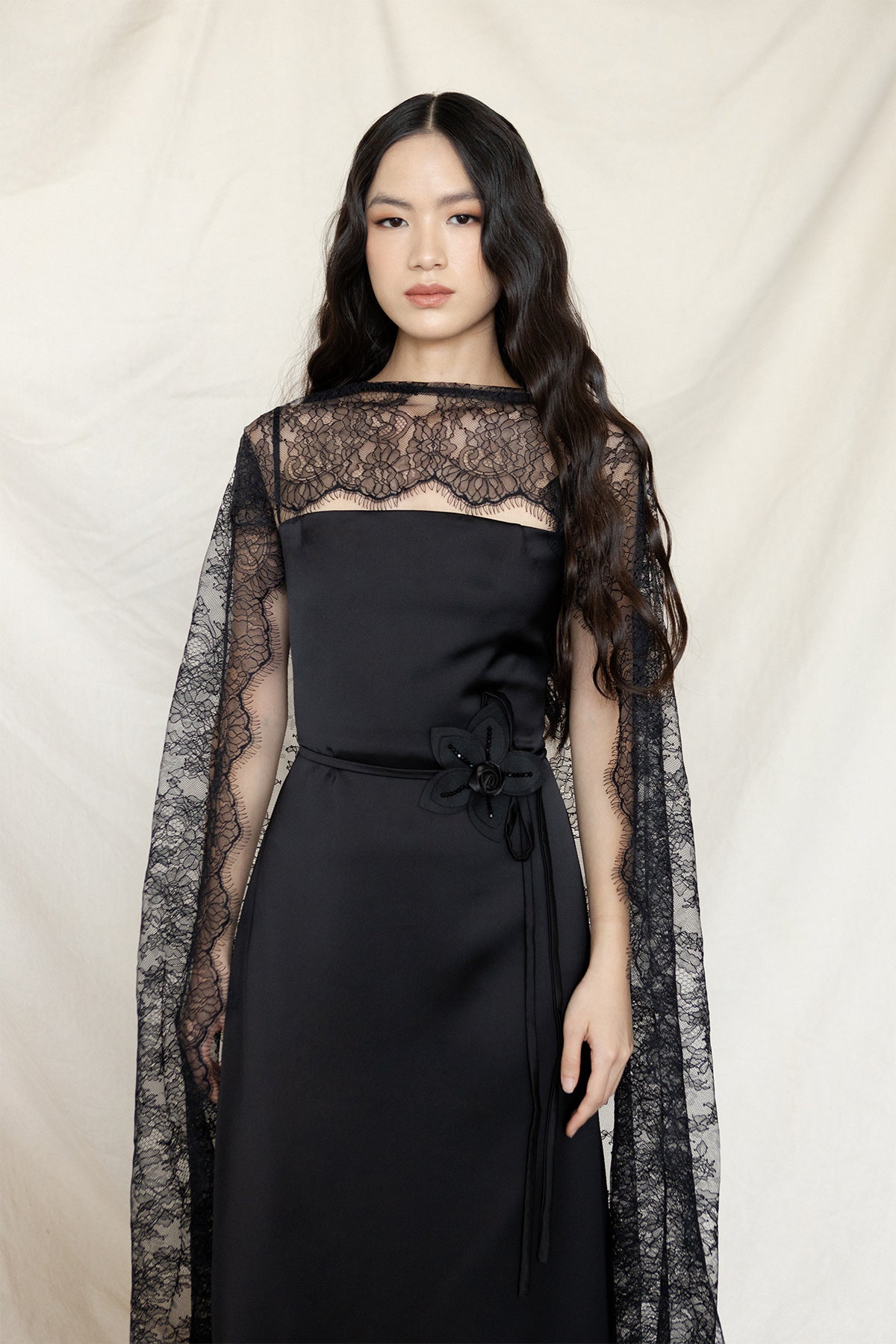 Aura Dress in Black