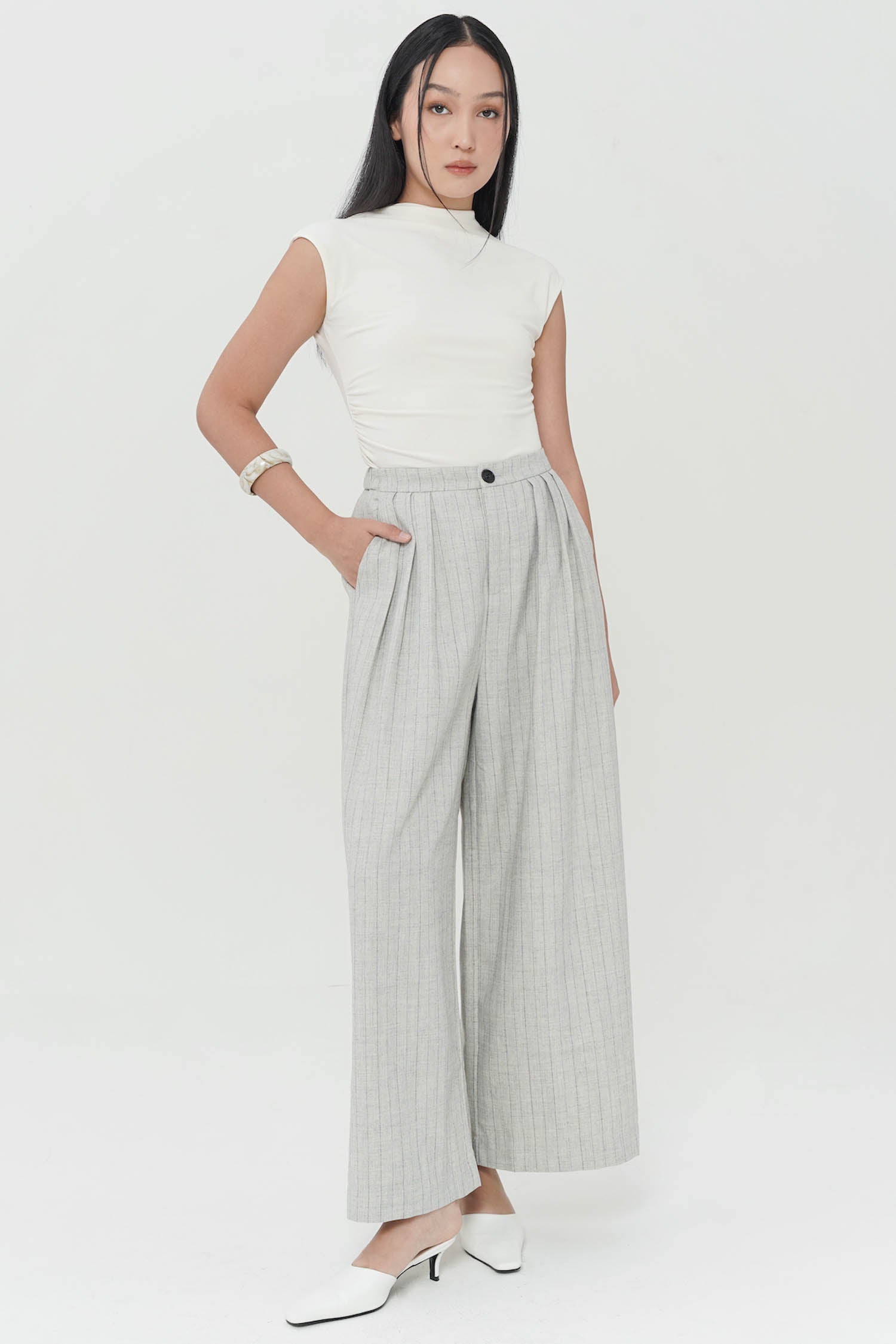 Margo Stripes Trouser In Grey