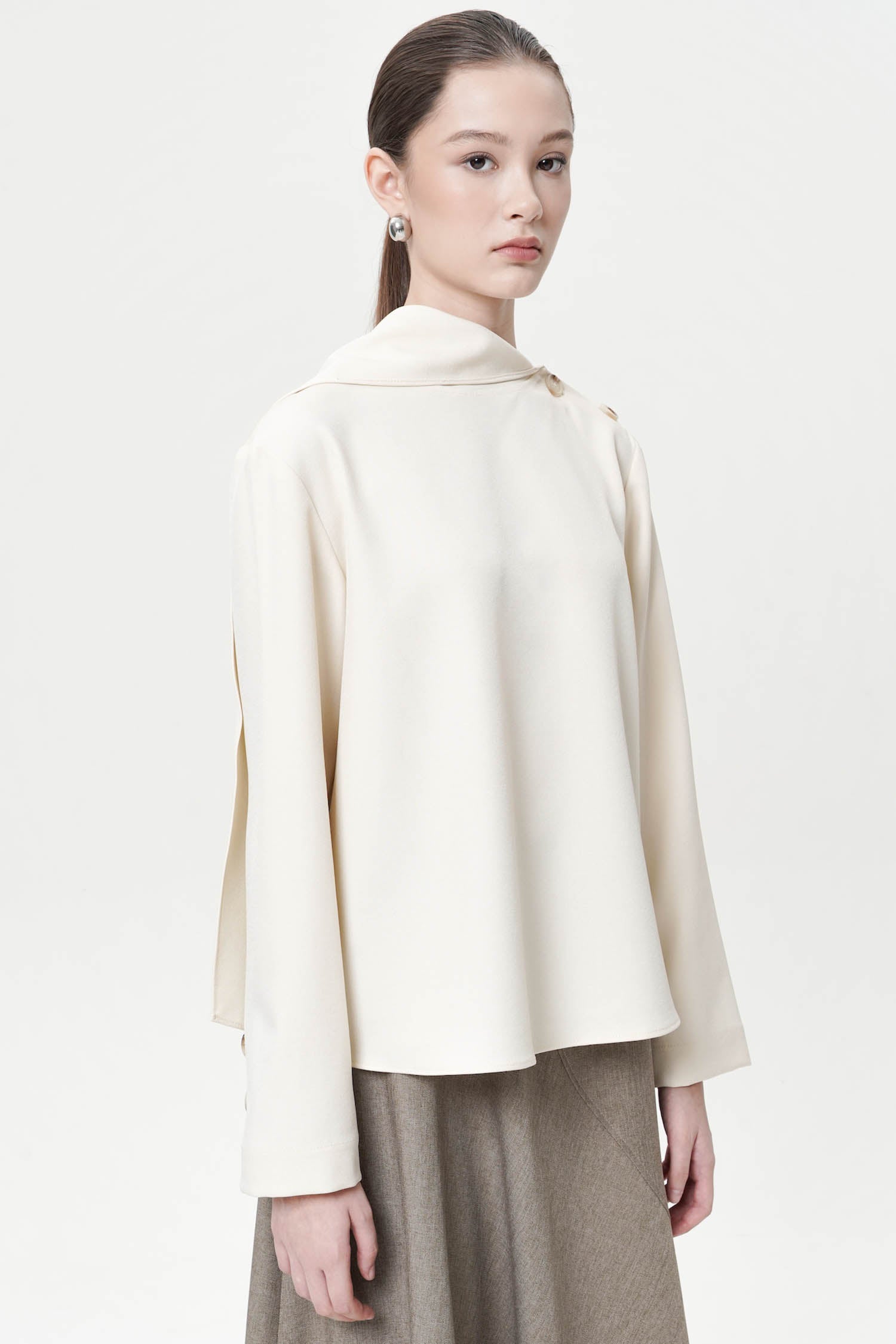 Aven Blouse In Ivory