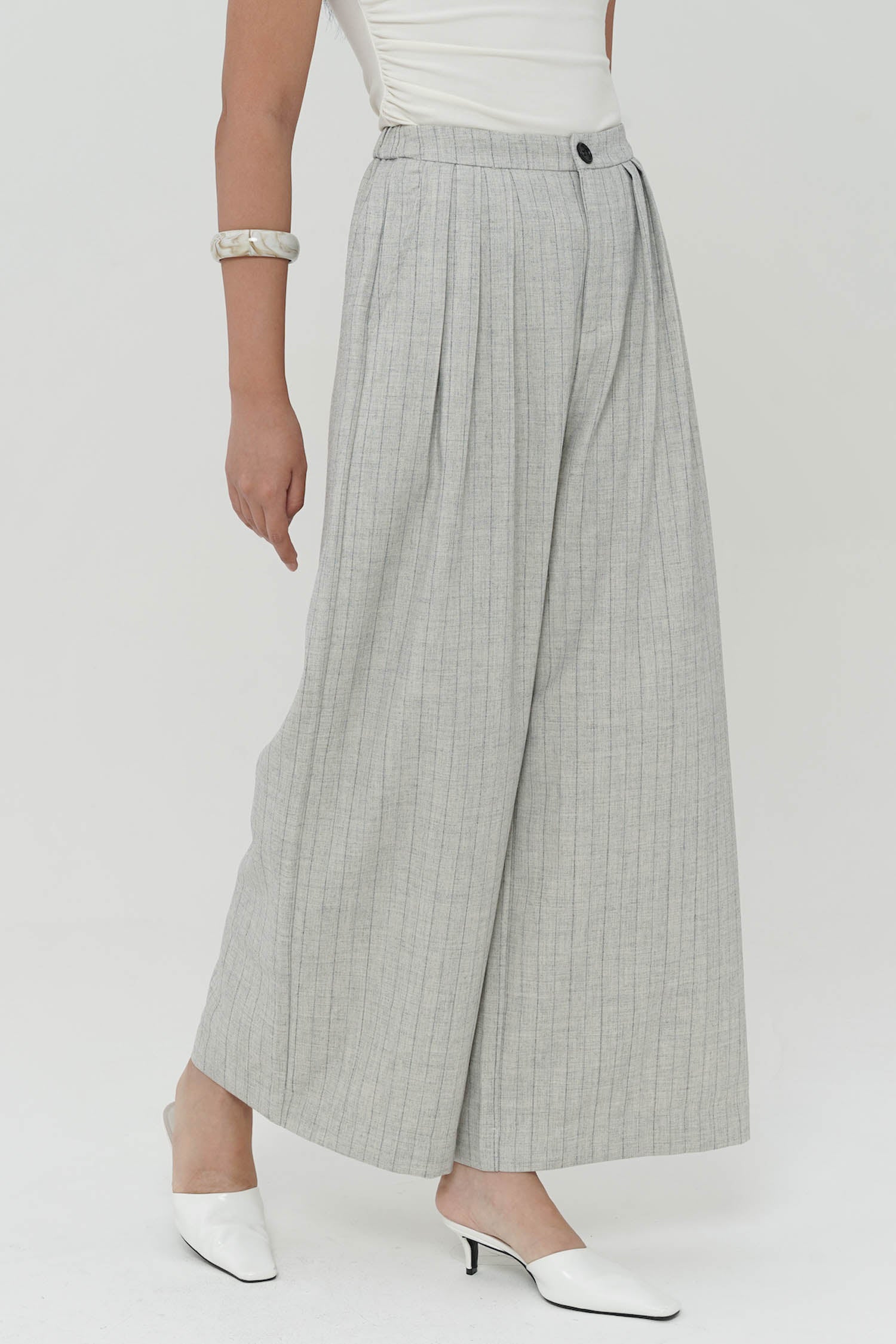 Margo Stripes Trouser In Grey