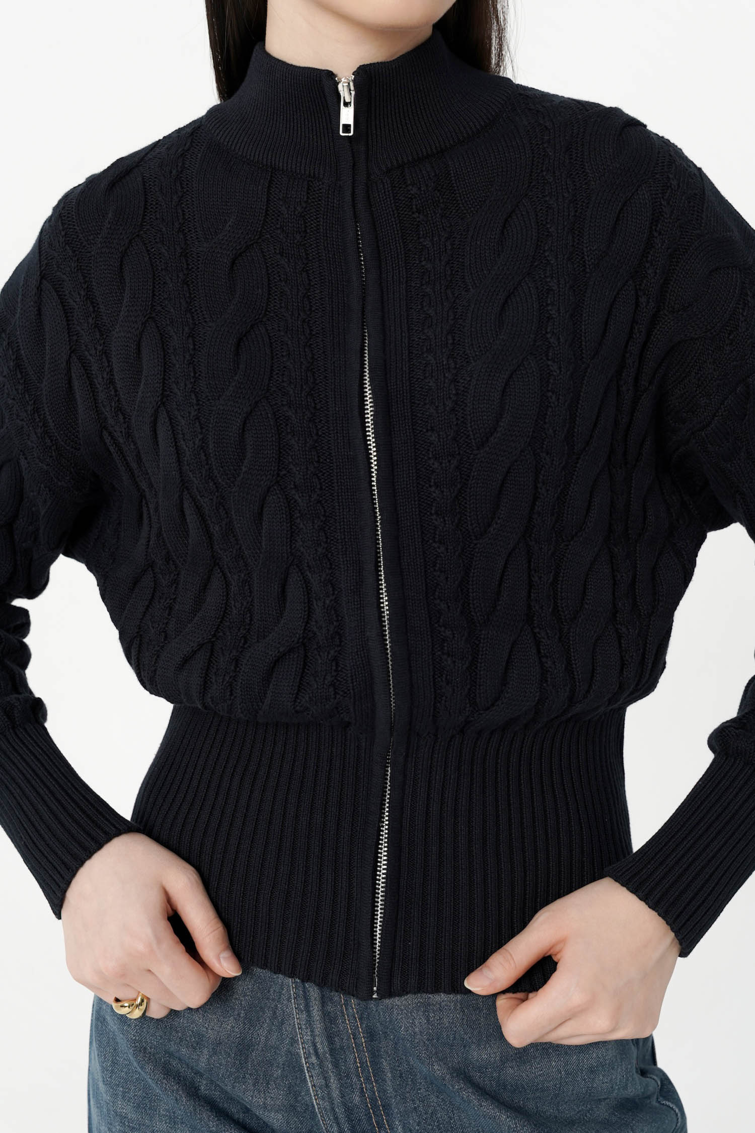 Oryx Cable Knit Cardigan In Navy