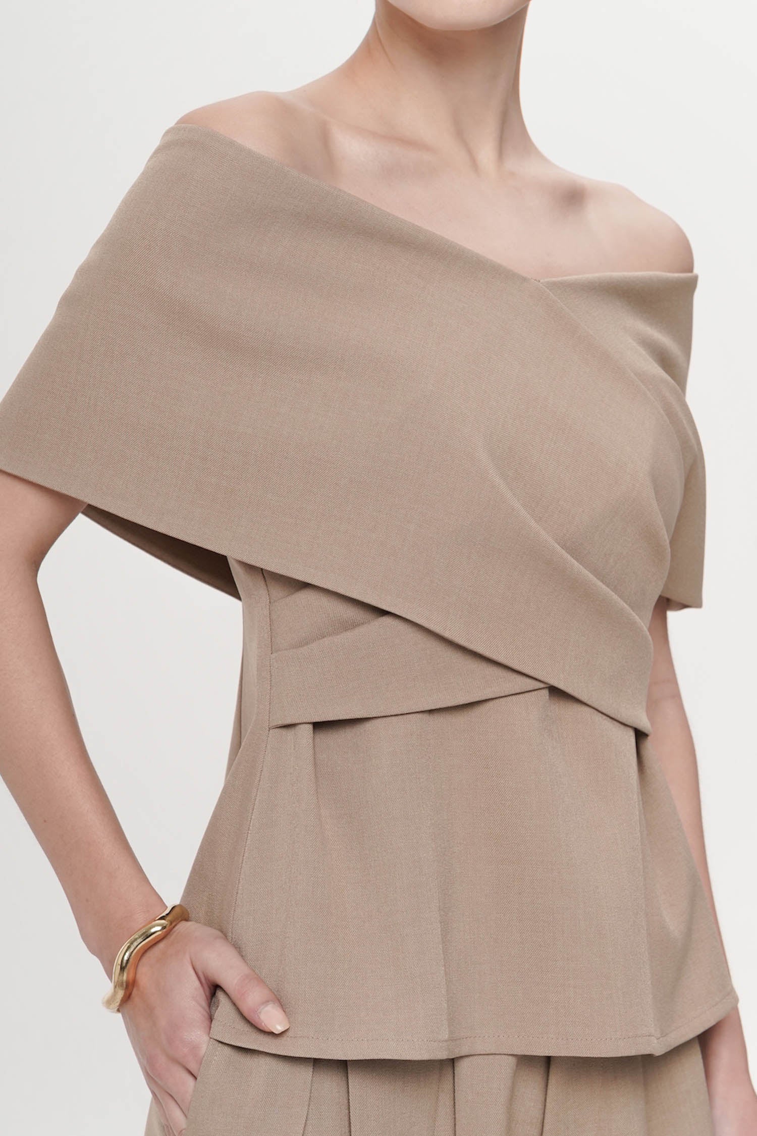 Garavani Off-shoulder Top In Taupe