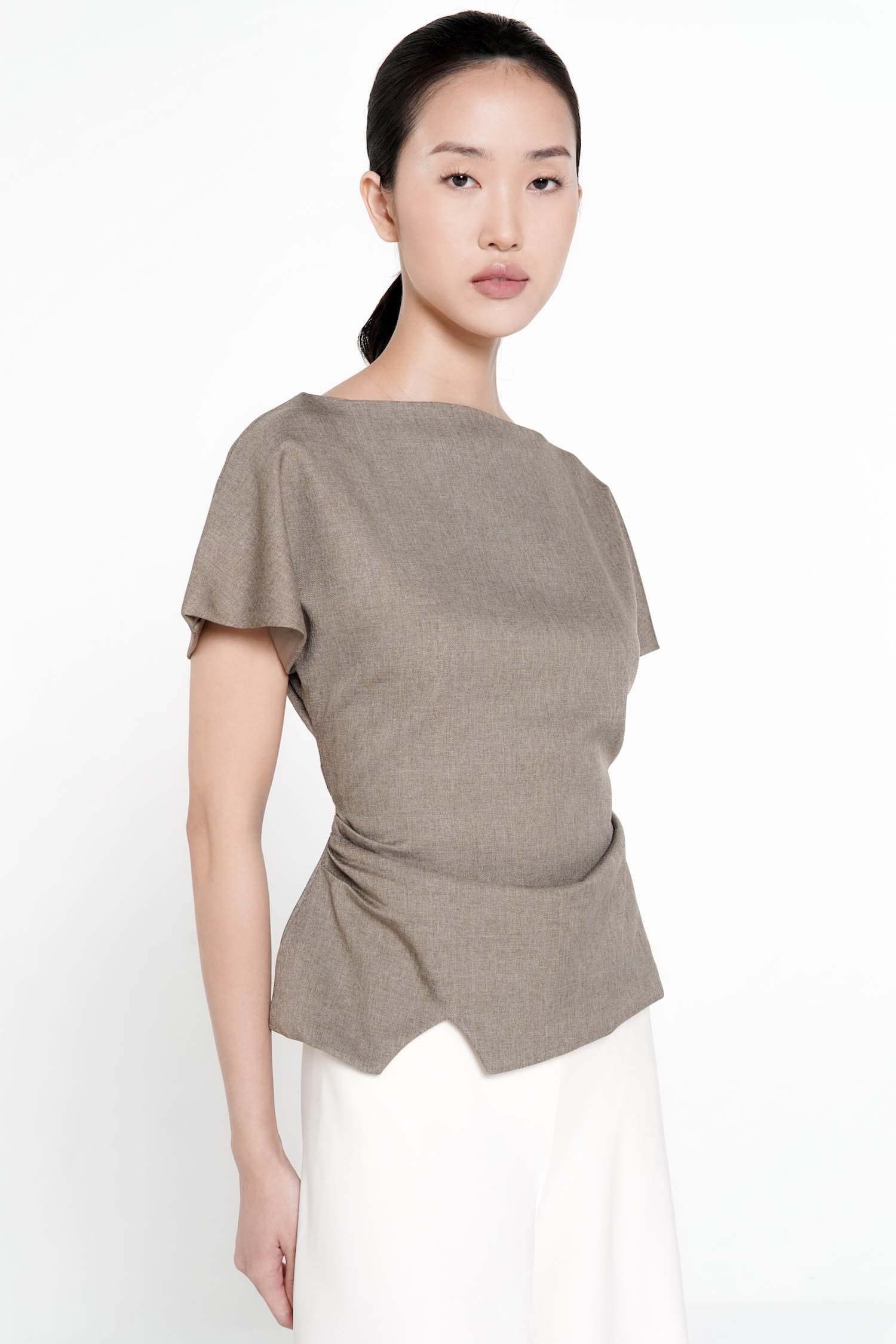 Sennan Cinched Top In Ash Brown