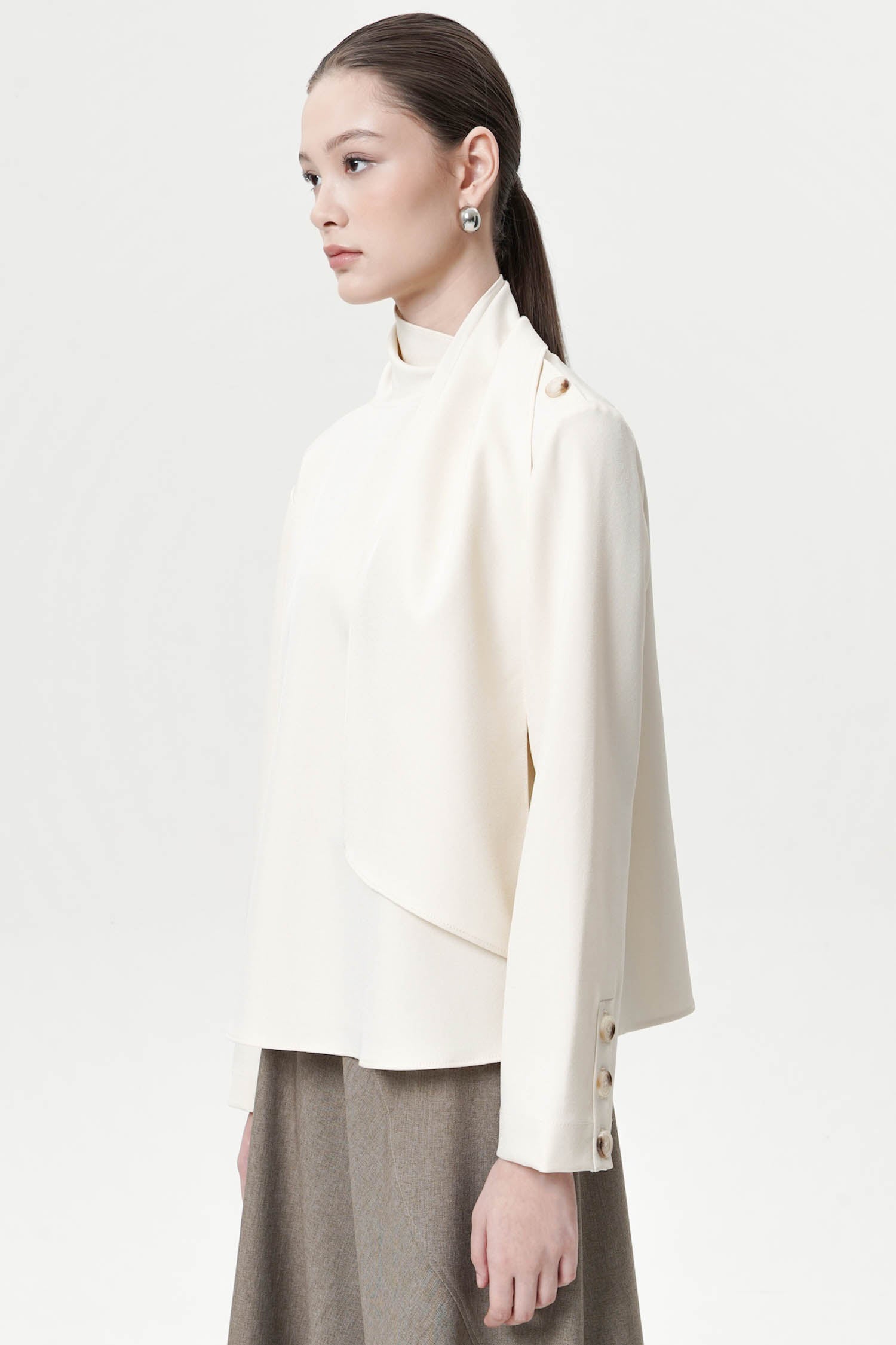 Aven Blouse In Ivory