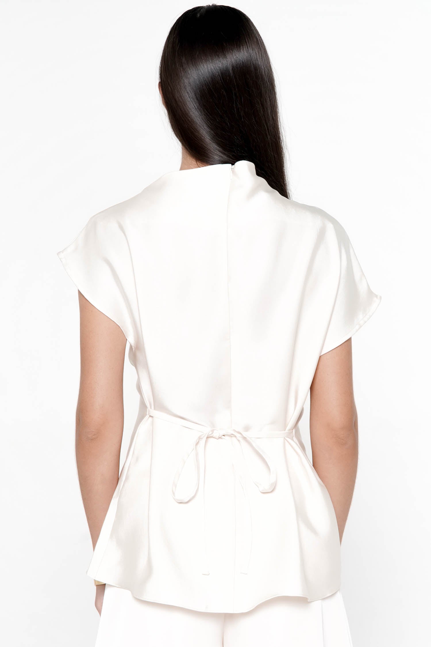 Salomi Drape Blouse In Porcelain