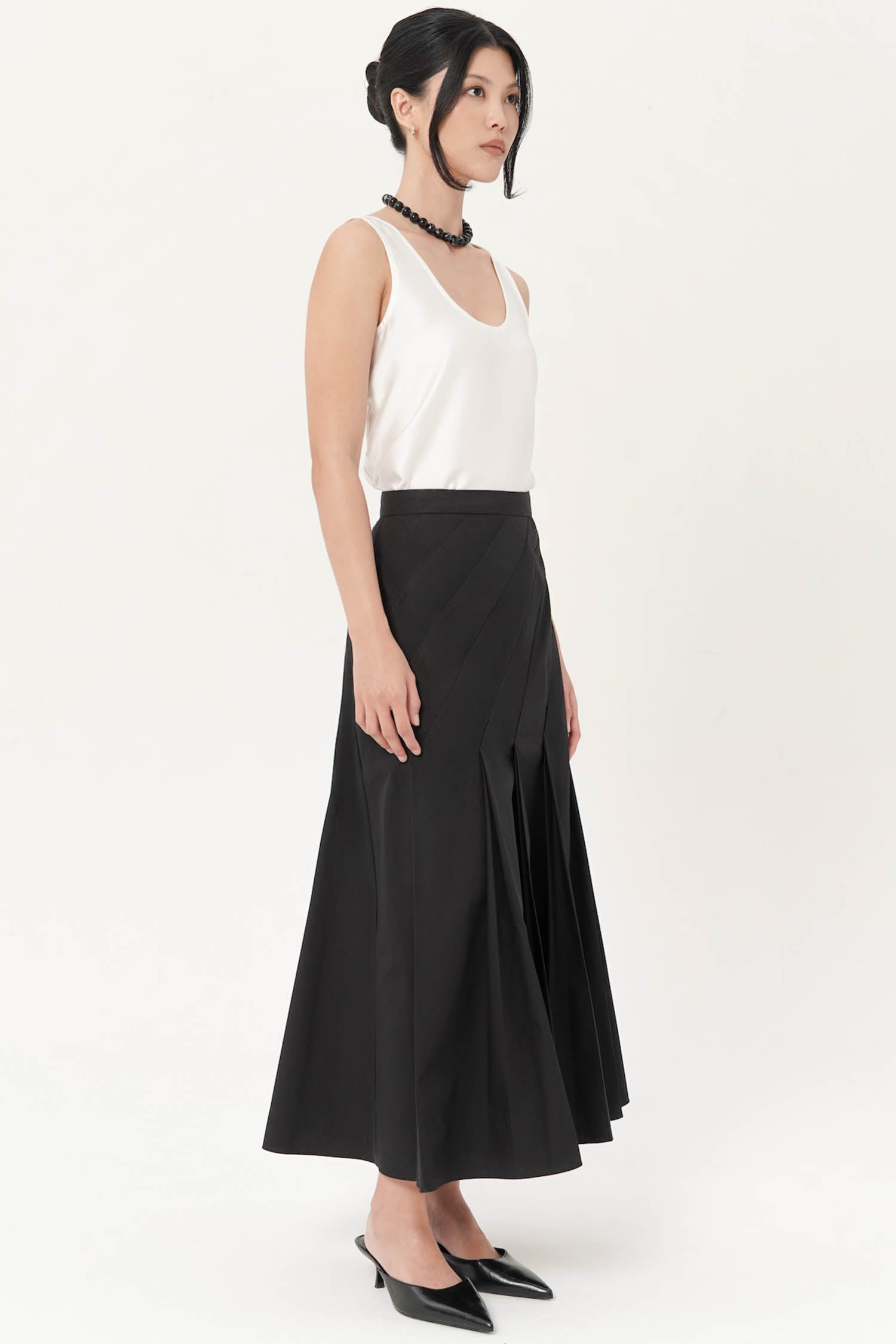 Verge Midi Godet Skirt In Black