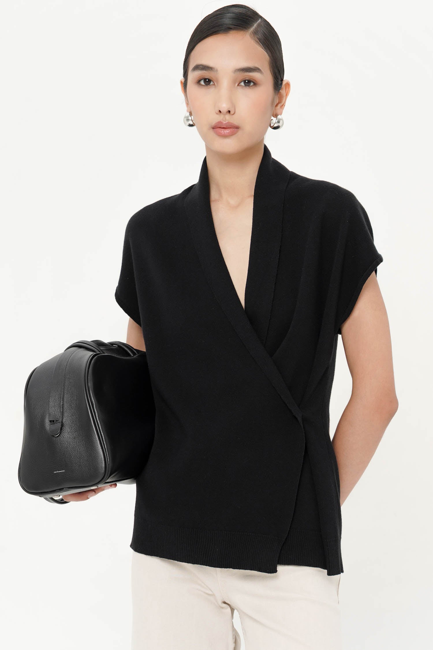 Eira Wrap Top In Black