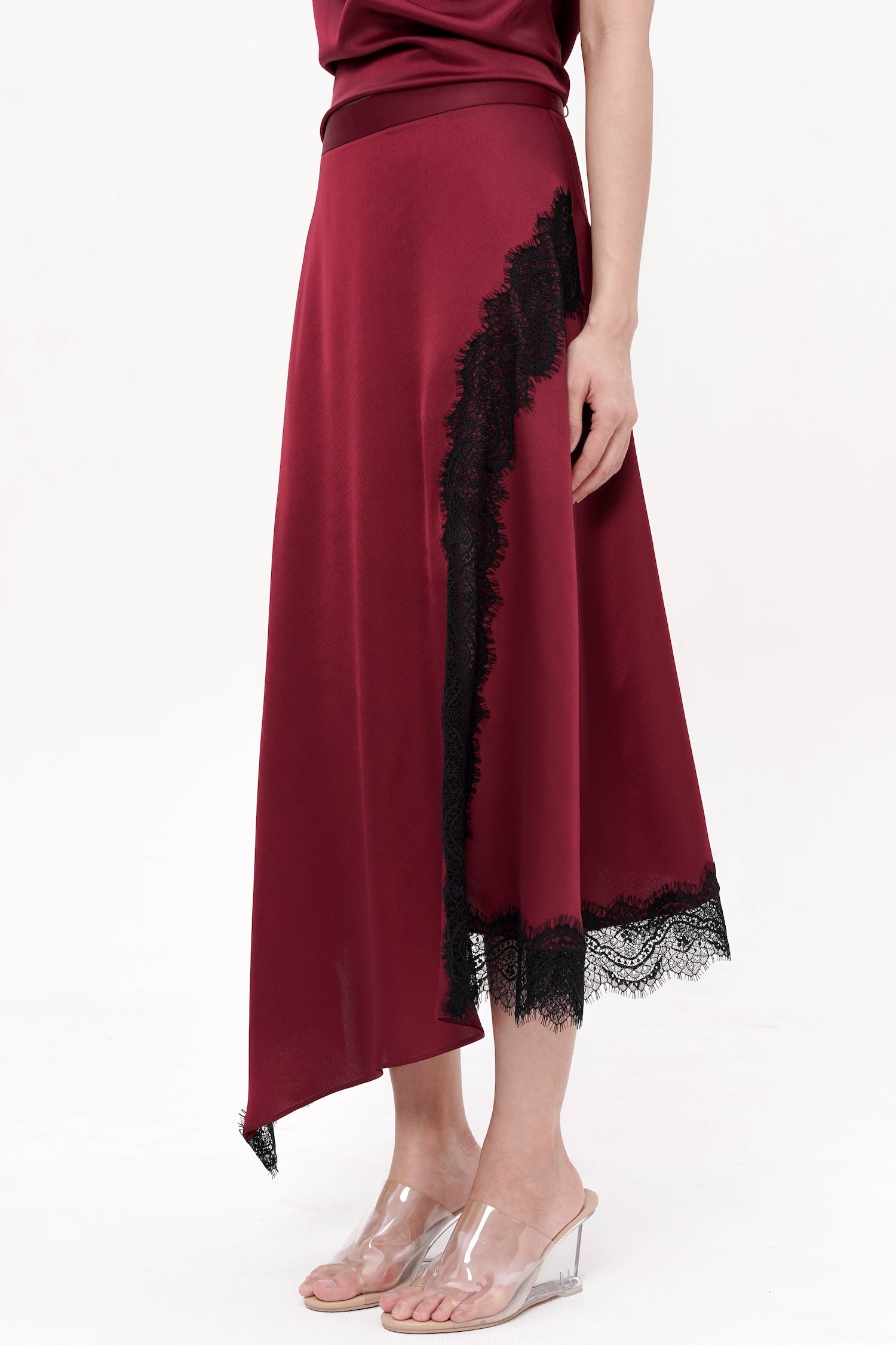 Lenai Maxi Lace Skirt In Wine