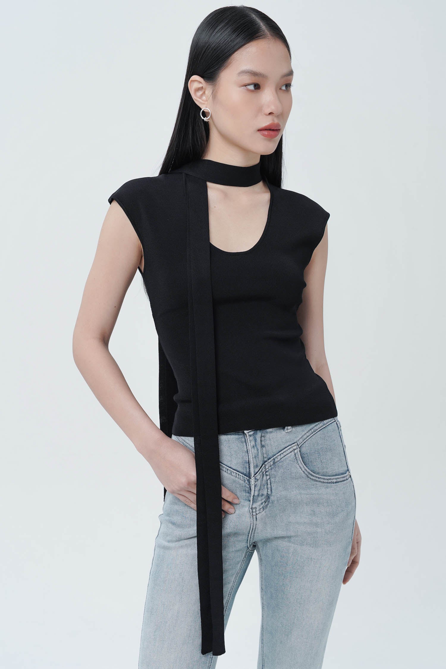 Arata Top In Black (4 LEFT)