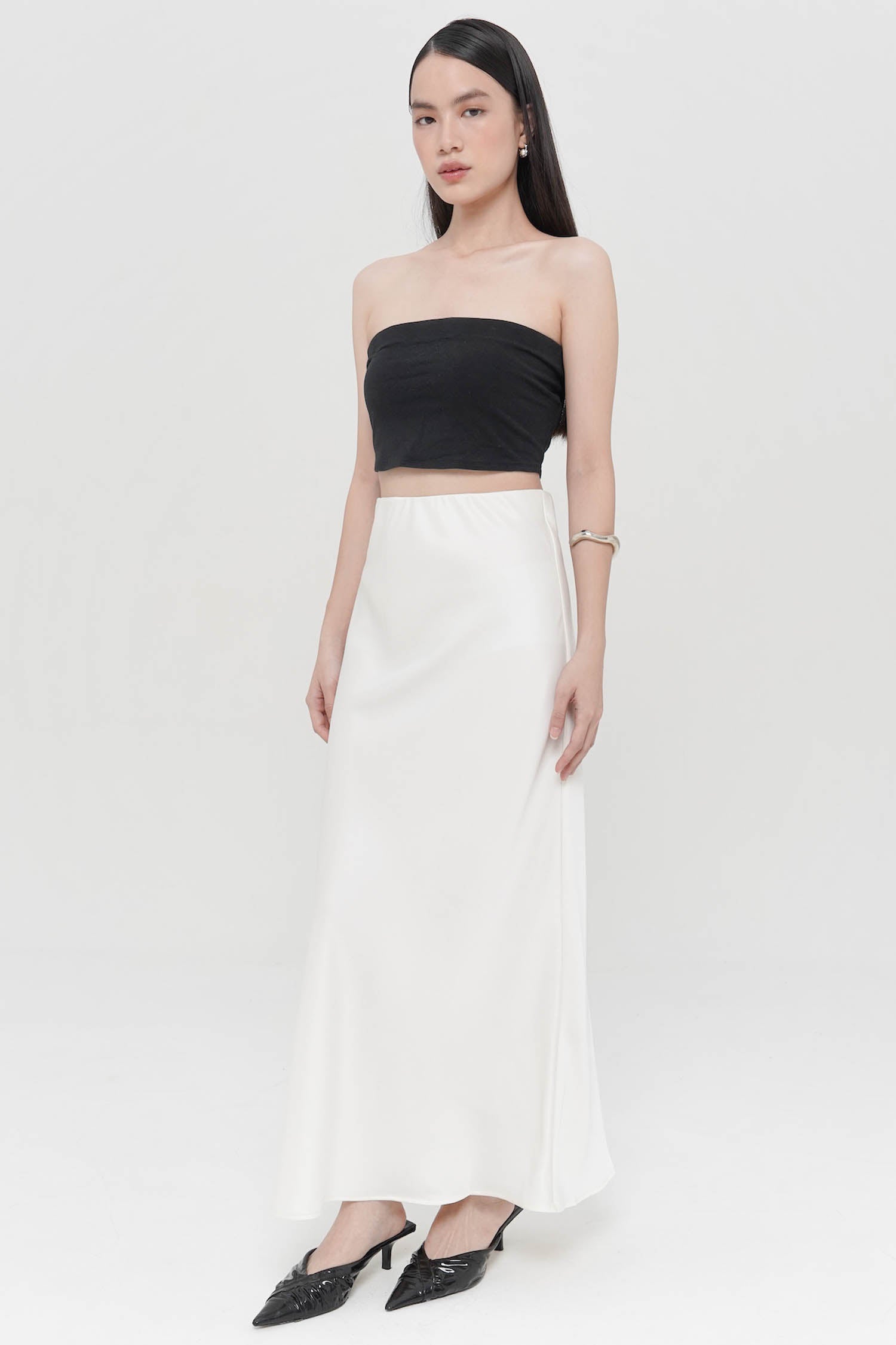 Betsy Satin Maxi Skirt In Broken White