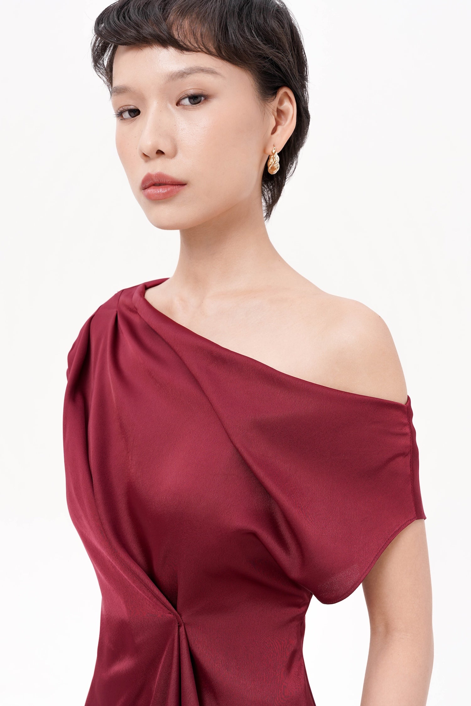 Richell Asymmetrical Top In Wine