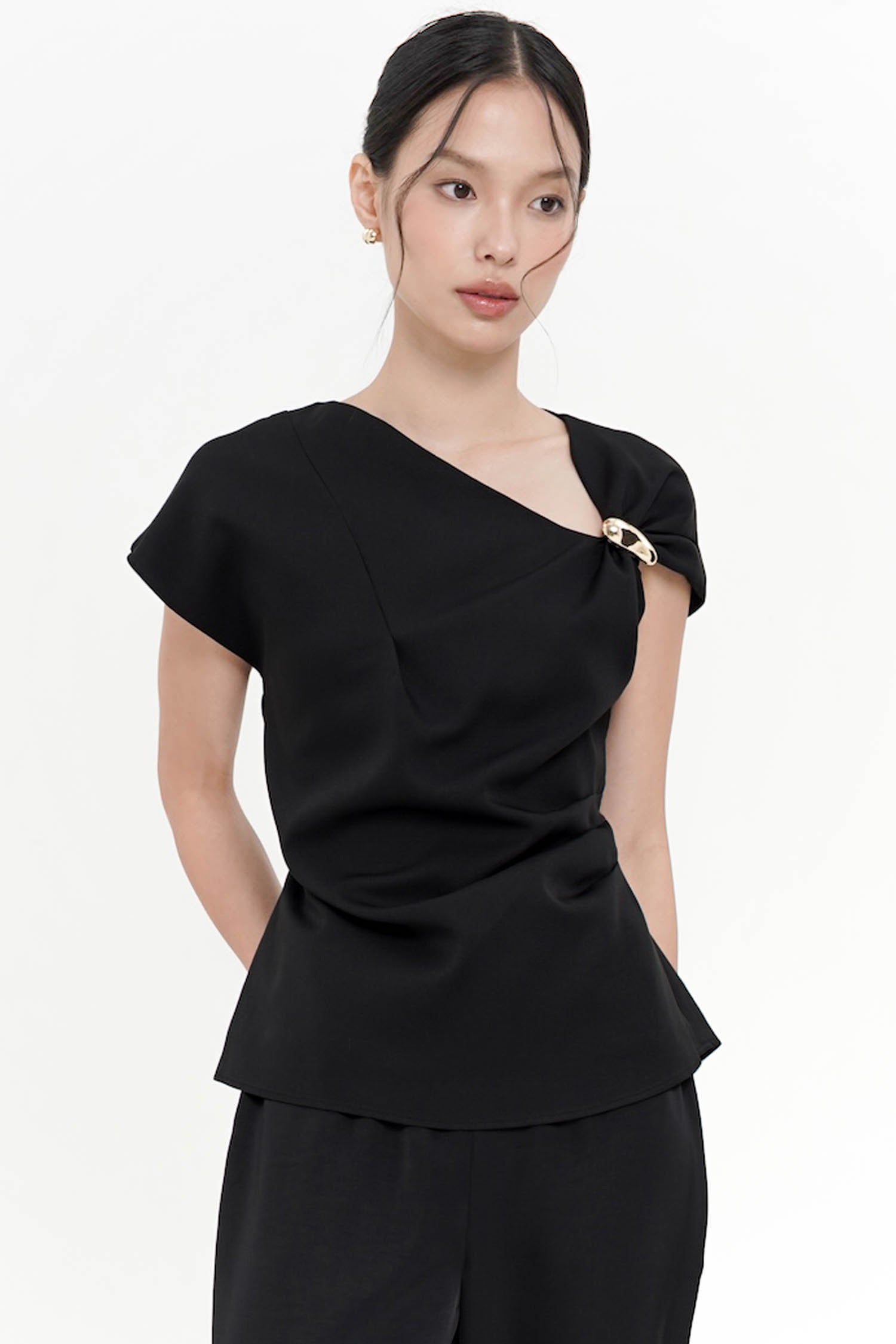 Bracken Asymmetrical Top In Black
