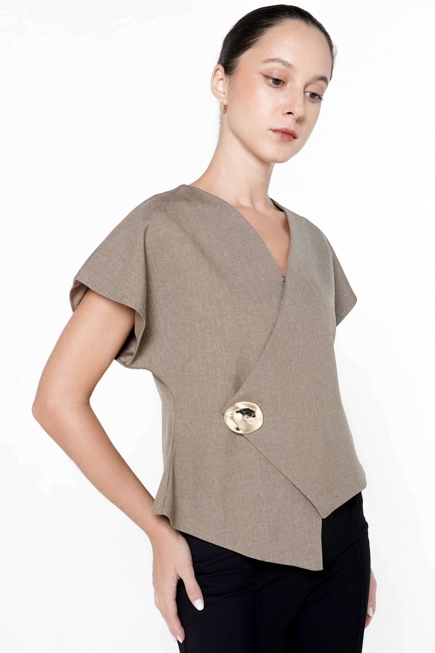 Teidi Wrap Top In Ash Brown