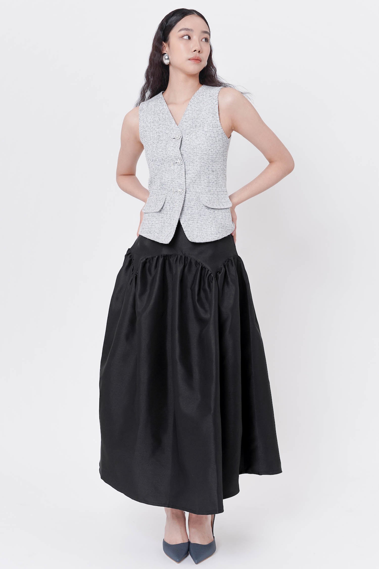 Olwen Tweed Vest In Grey