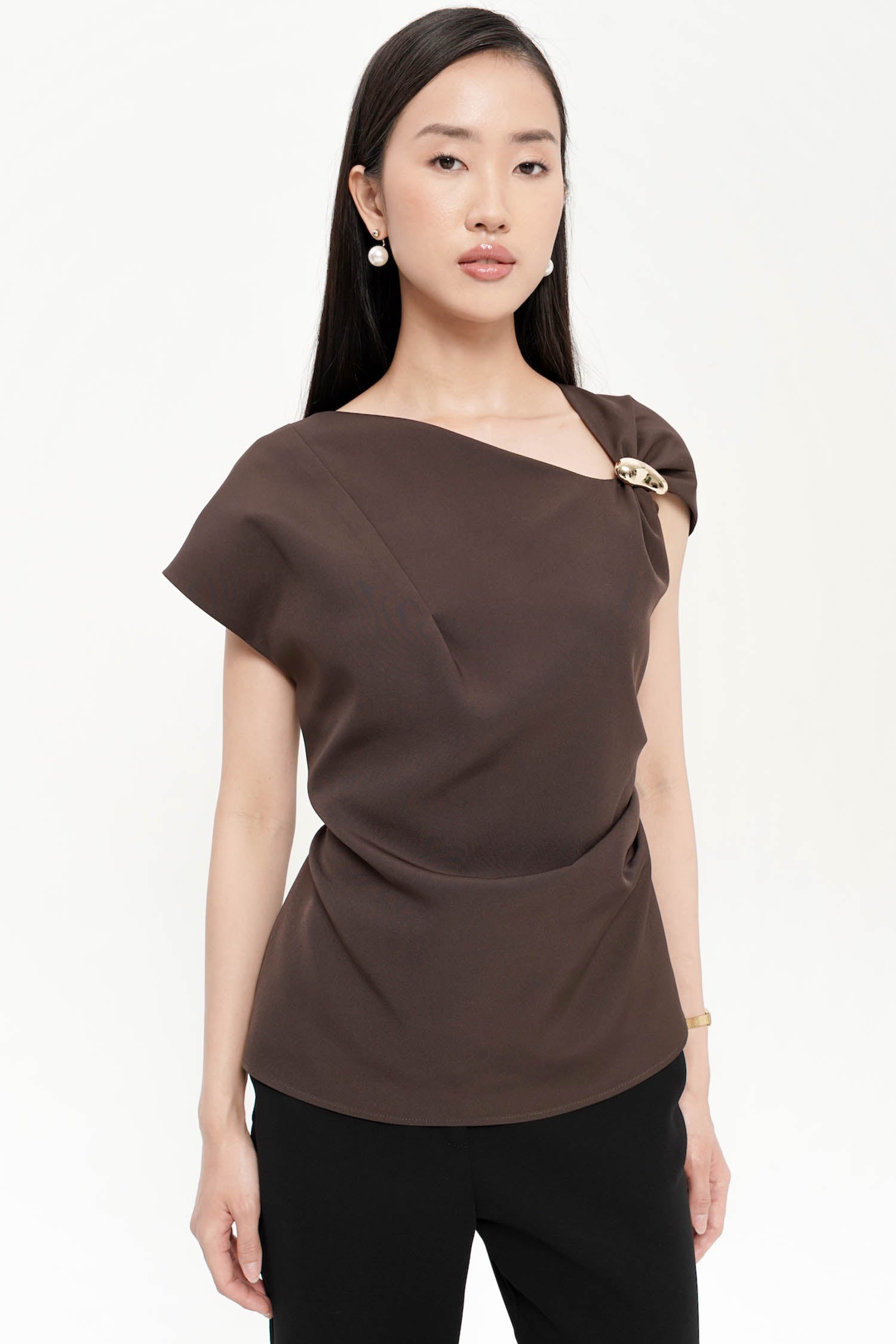 Bracken Asymmetrical Top In Espresso