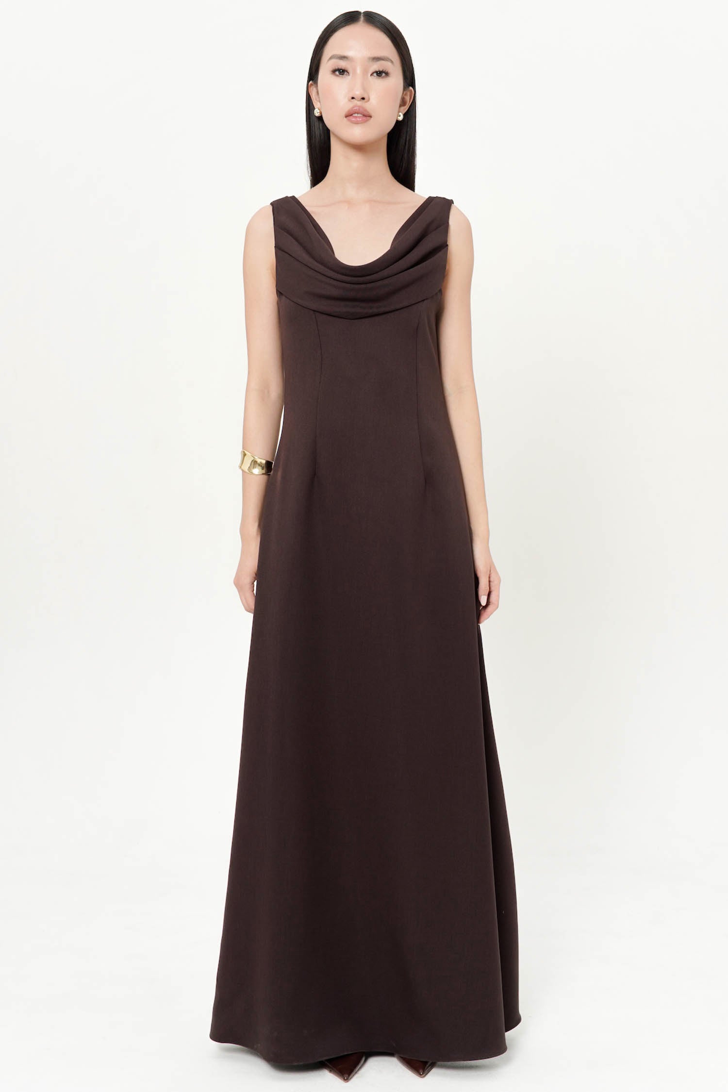 Bowbow Backless Maxi Dress In Espresso (LAST PIECE) Bowbow Backless Maxi Dress In Espresso (LAST PIECE)