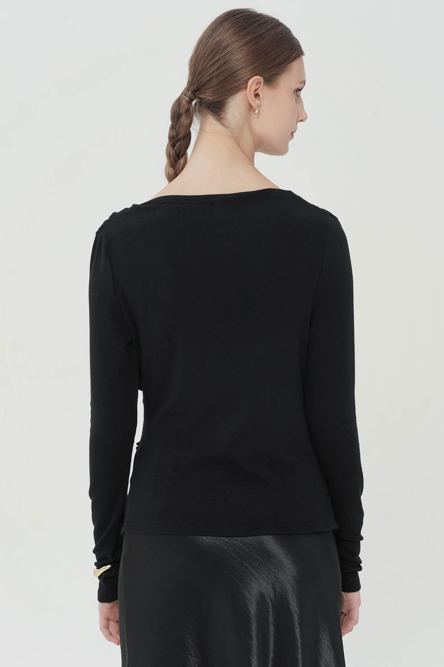 Sunji Top In Black