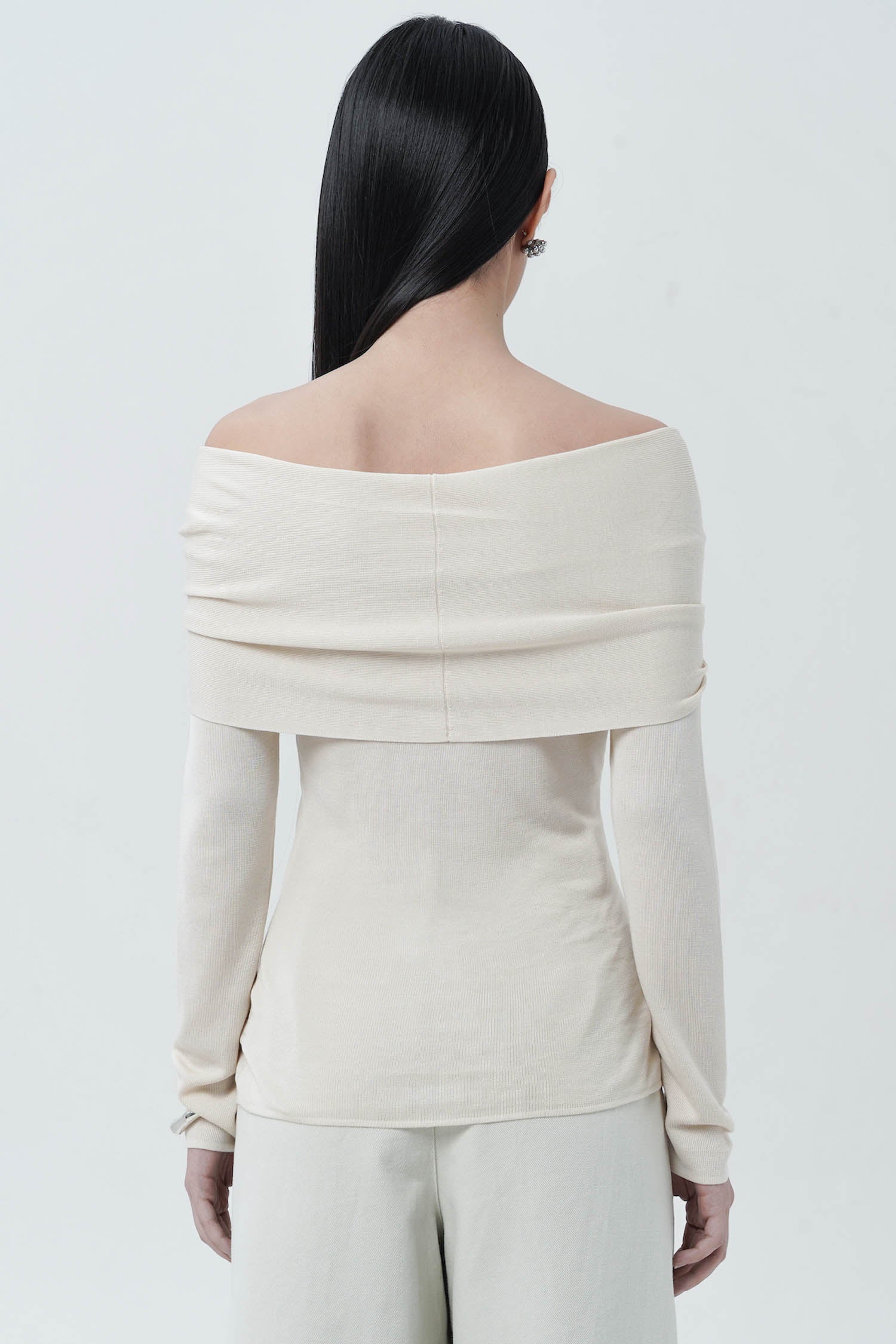 Whimsy Off-Shoulder Top In Creme