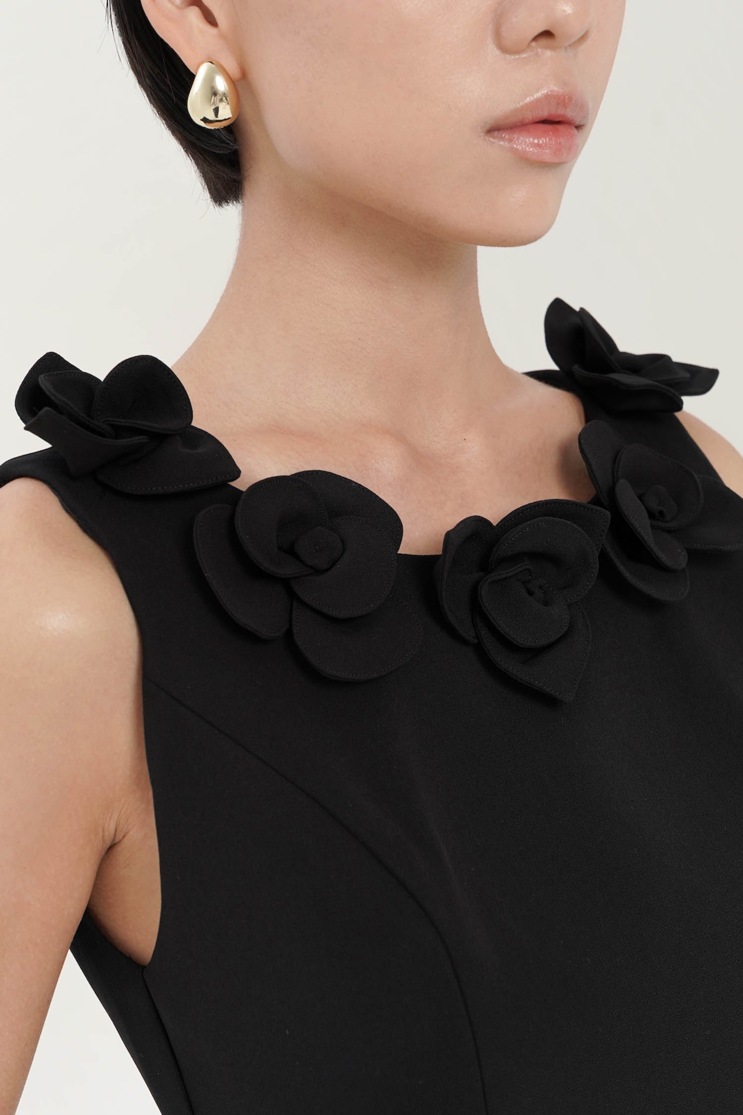 Leilani Floral Appliqued Top In Black