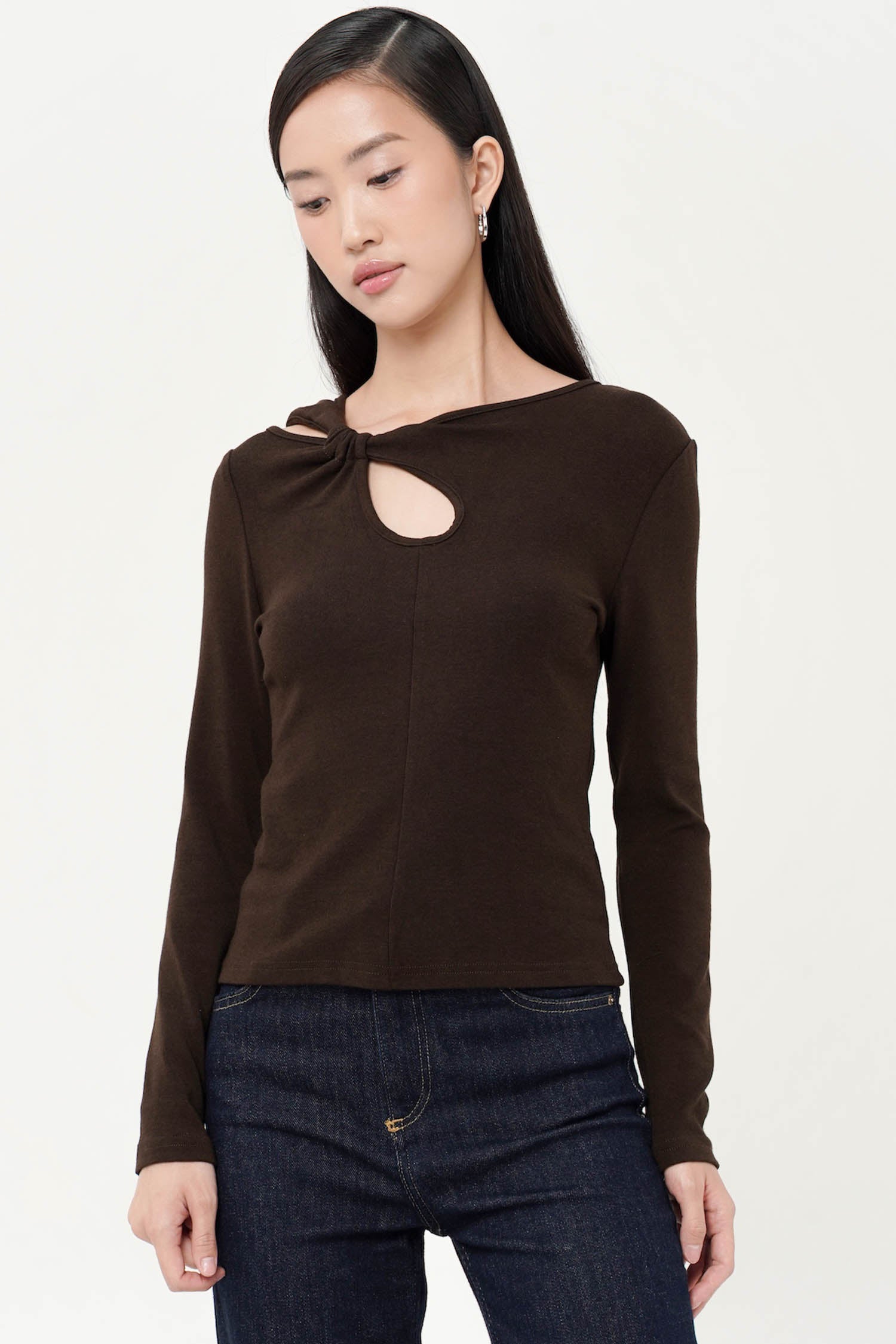 Nour Cut Out Long Sleeve Top In Espresso