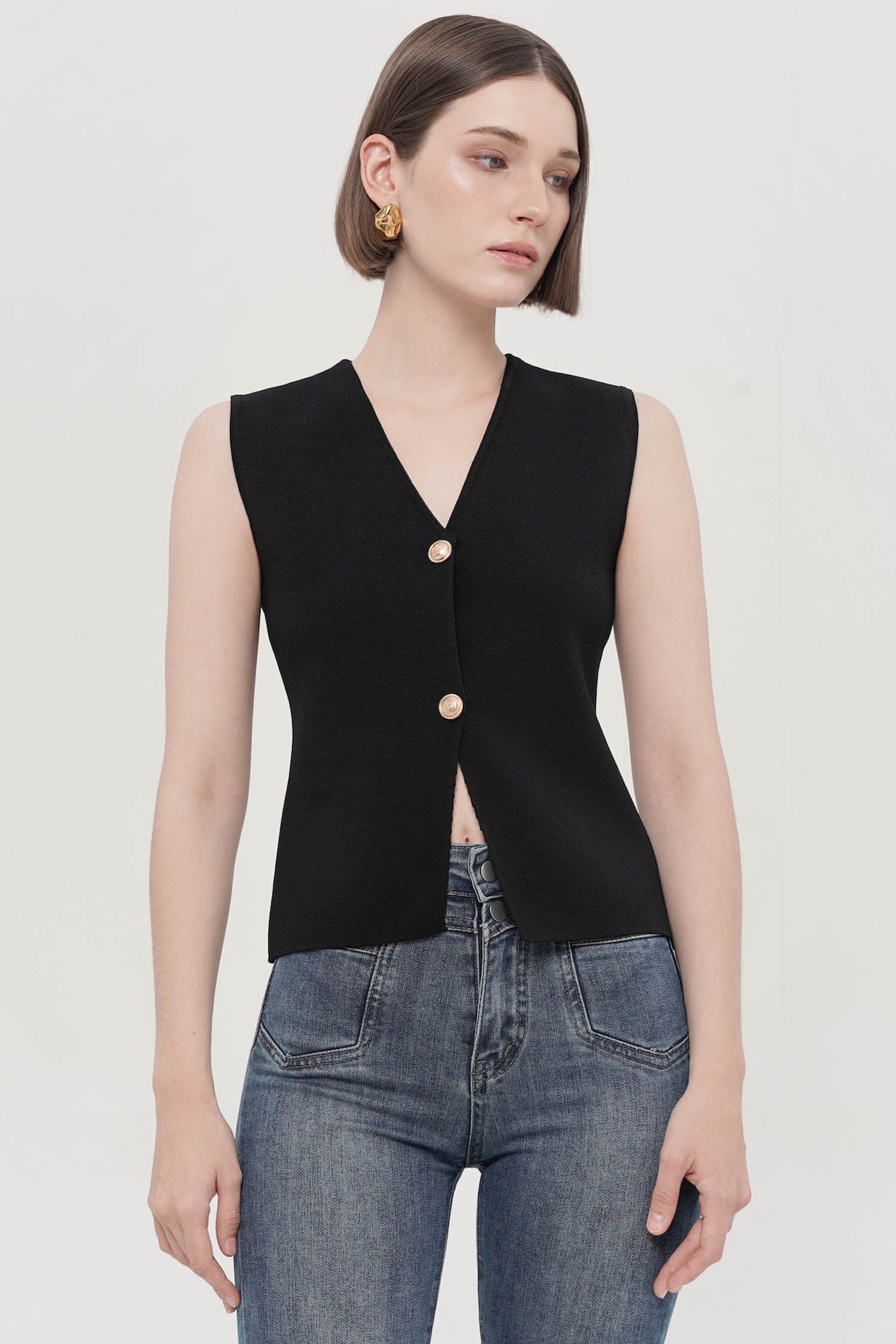 Camden Knit Vest In Black (2 LEFT)