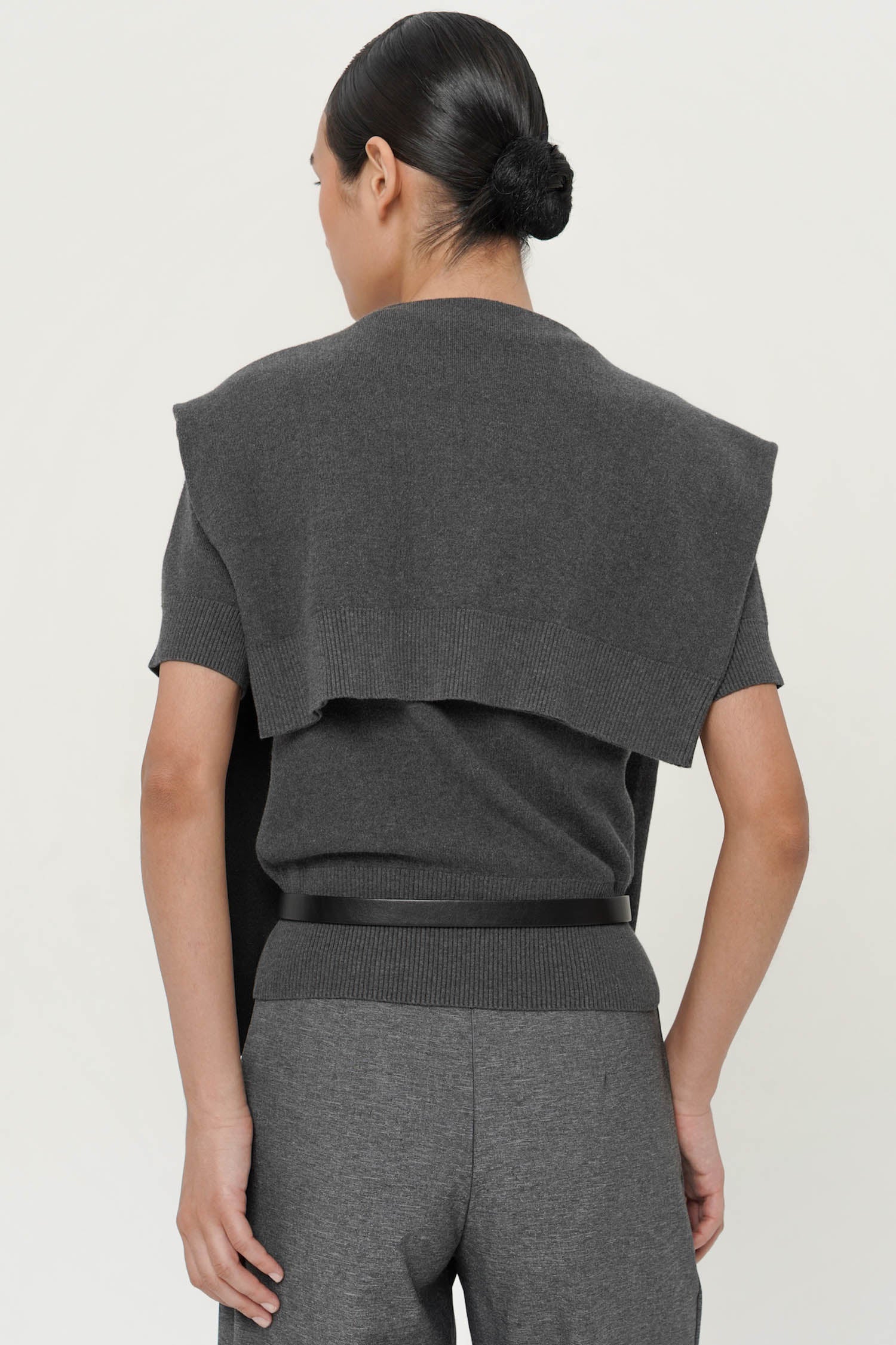Neiti Two-Piece Top In Dark Grey Knit