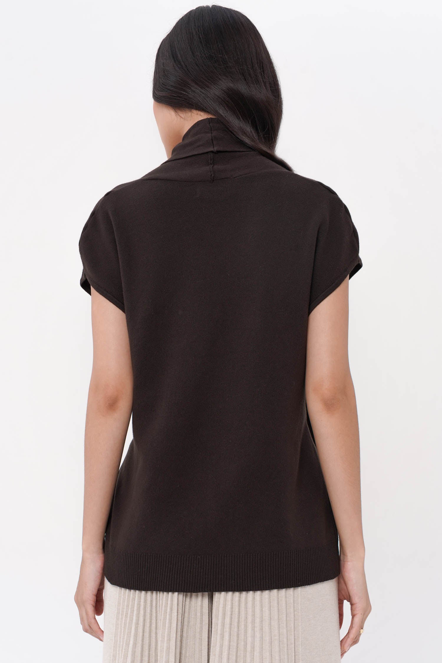 Eira Wrap Top In Espresso