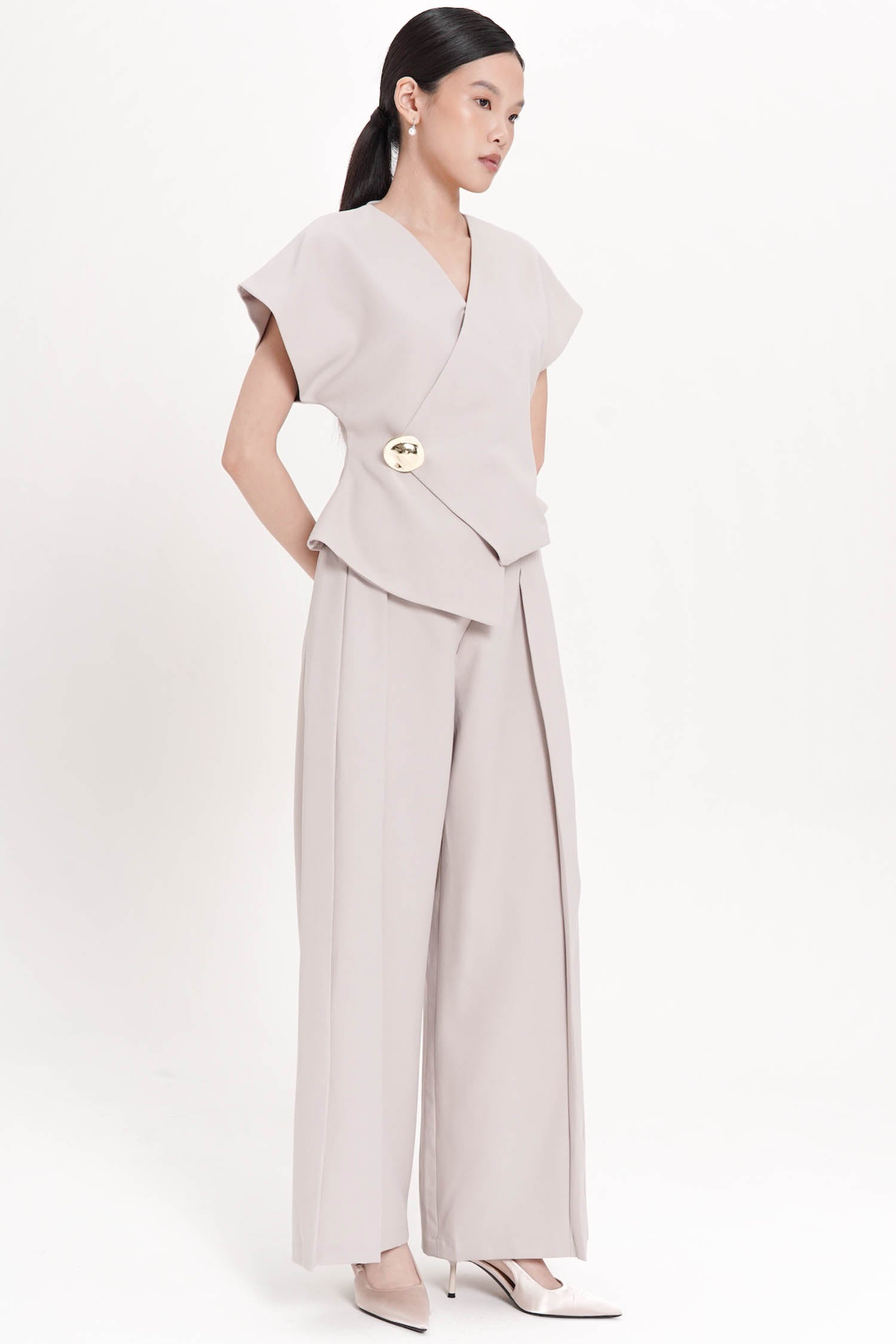 Teidi Wrap Top In Oat